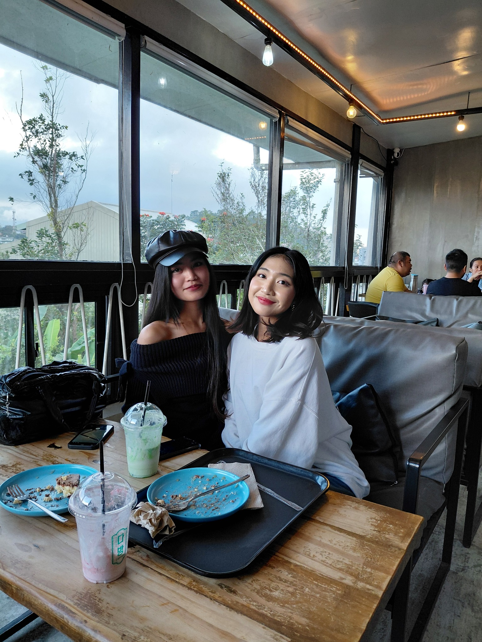 Dabang Coffee - 다방 커피 Facebook ad: Coffee and conversations.