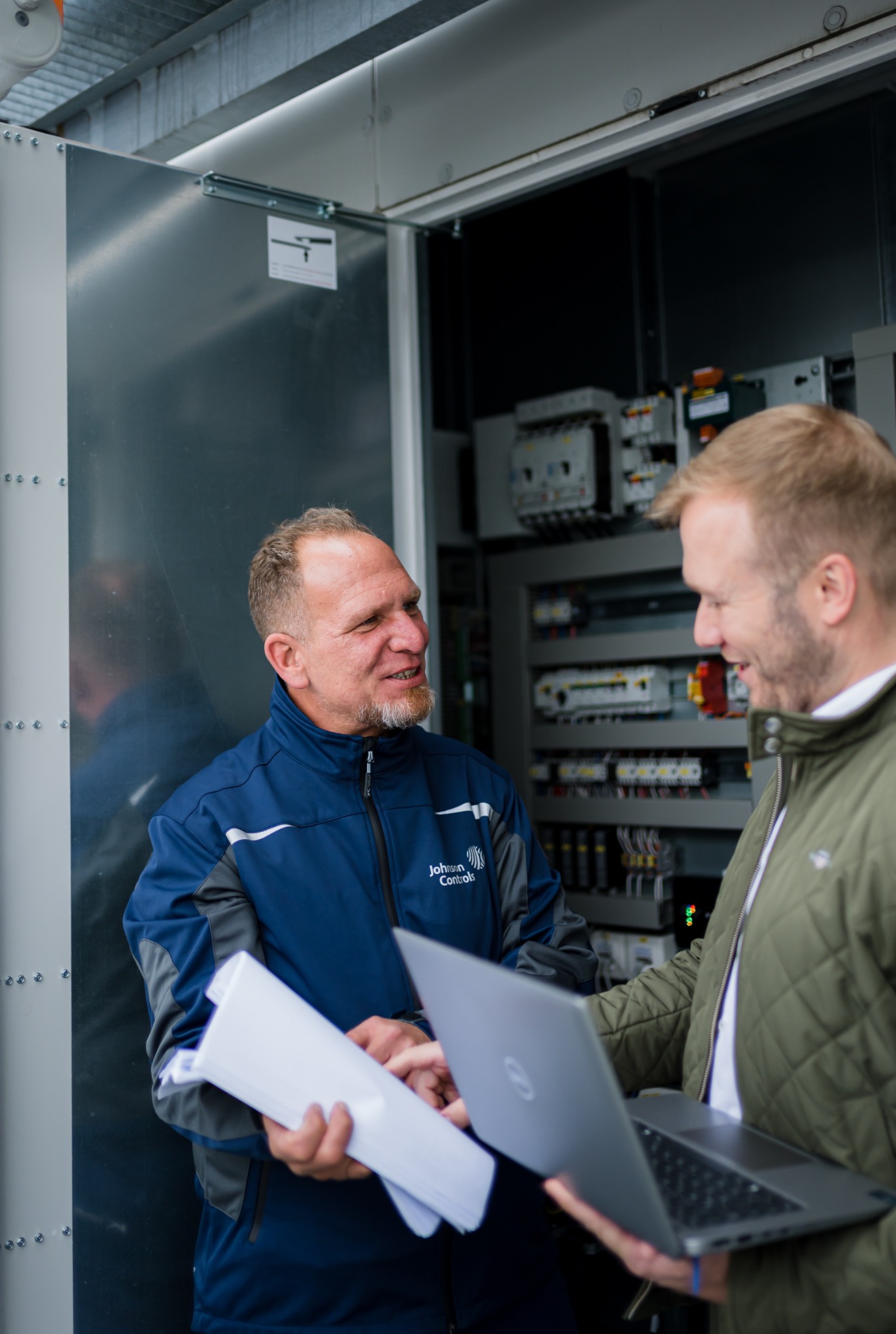 Johnson Controls Facebook ad