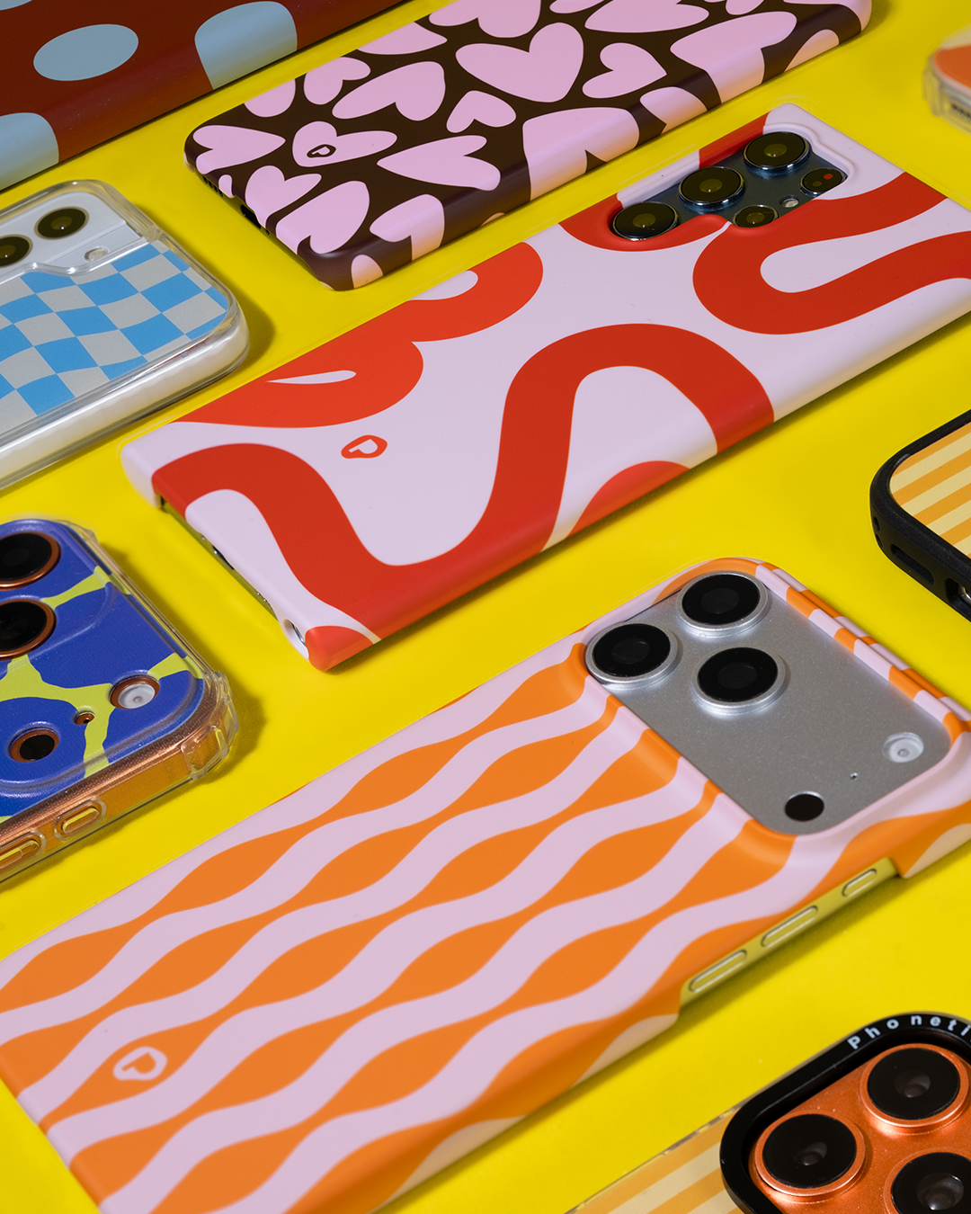 Phonetify Facebook ad: Sube el volumen del color