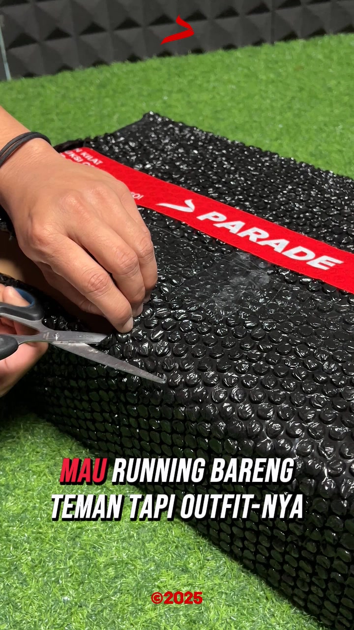 Parade Apparel Facebook ad: Ambil Promo Sekarang