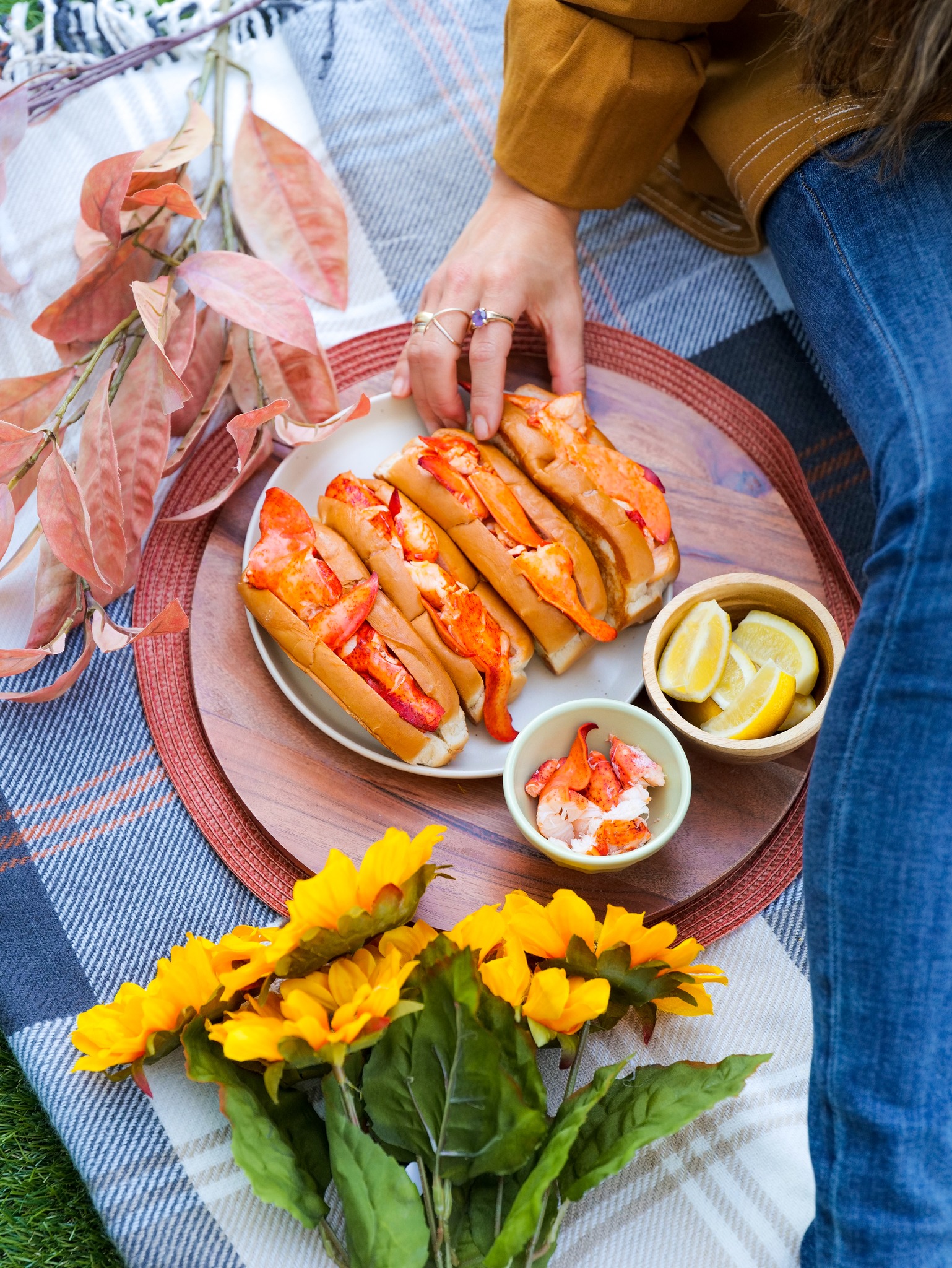 Cousins Maine Lobster - New York, NY Facebook ad: Athens, NY Maine lobster goodness is rolling your…
