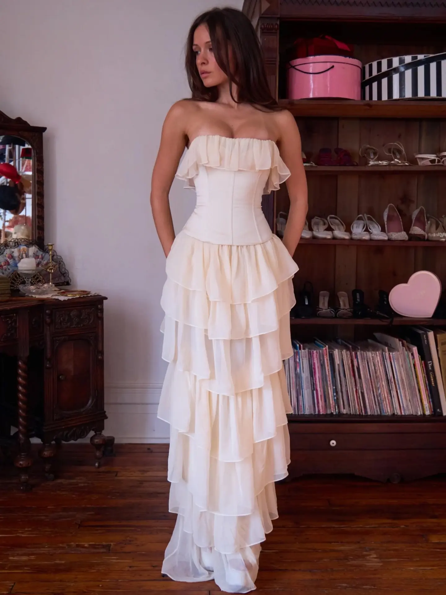 SheLush Facebook ad: Dreamy from every angle