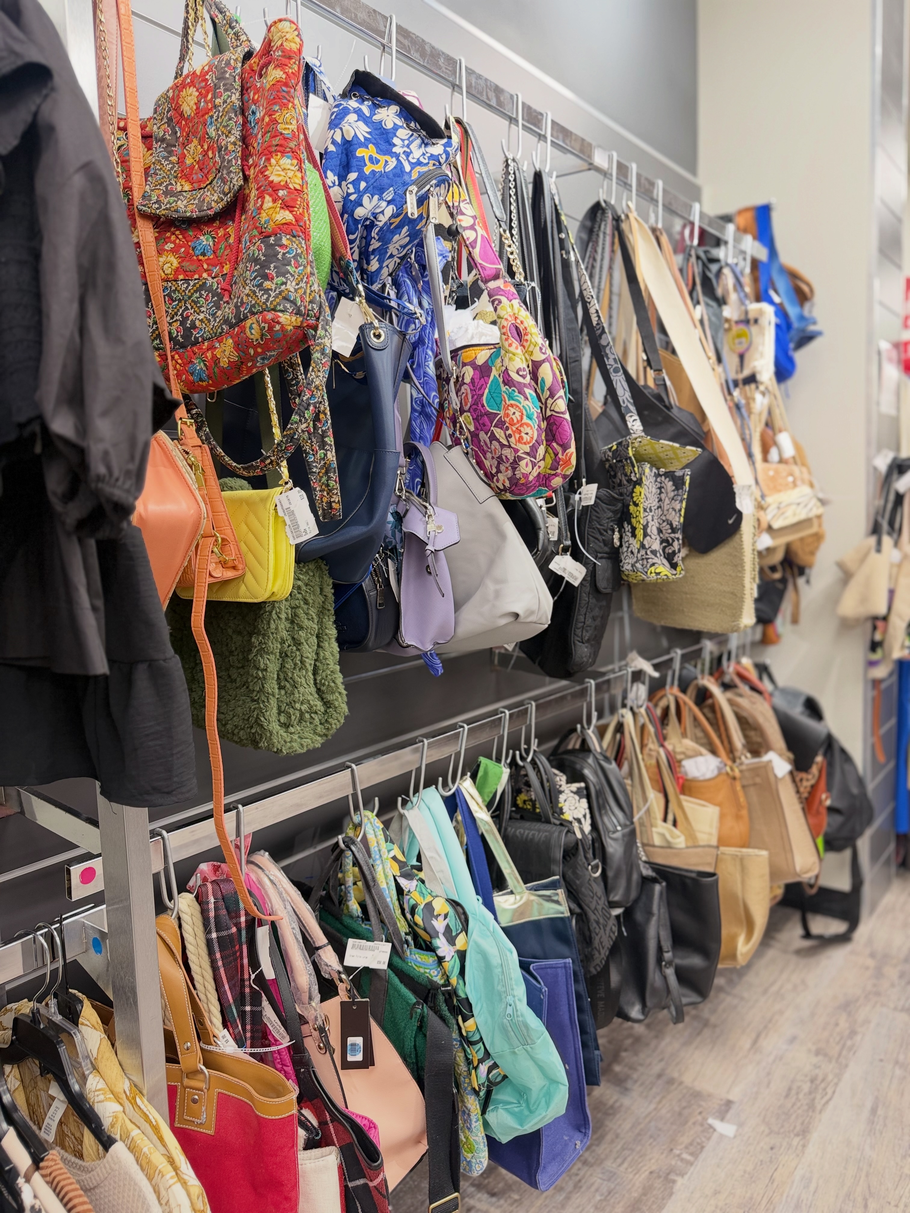 Plato's Closet Newnan Facebook ad: Purses on purses on purses!