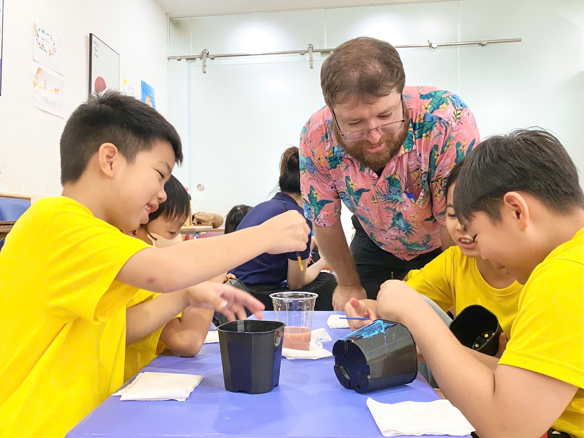 UK English Academy Facebook ad: CHÍNH THỨC MỞ CỔNG ĐĂNG KÝ SUMMER CAMP…