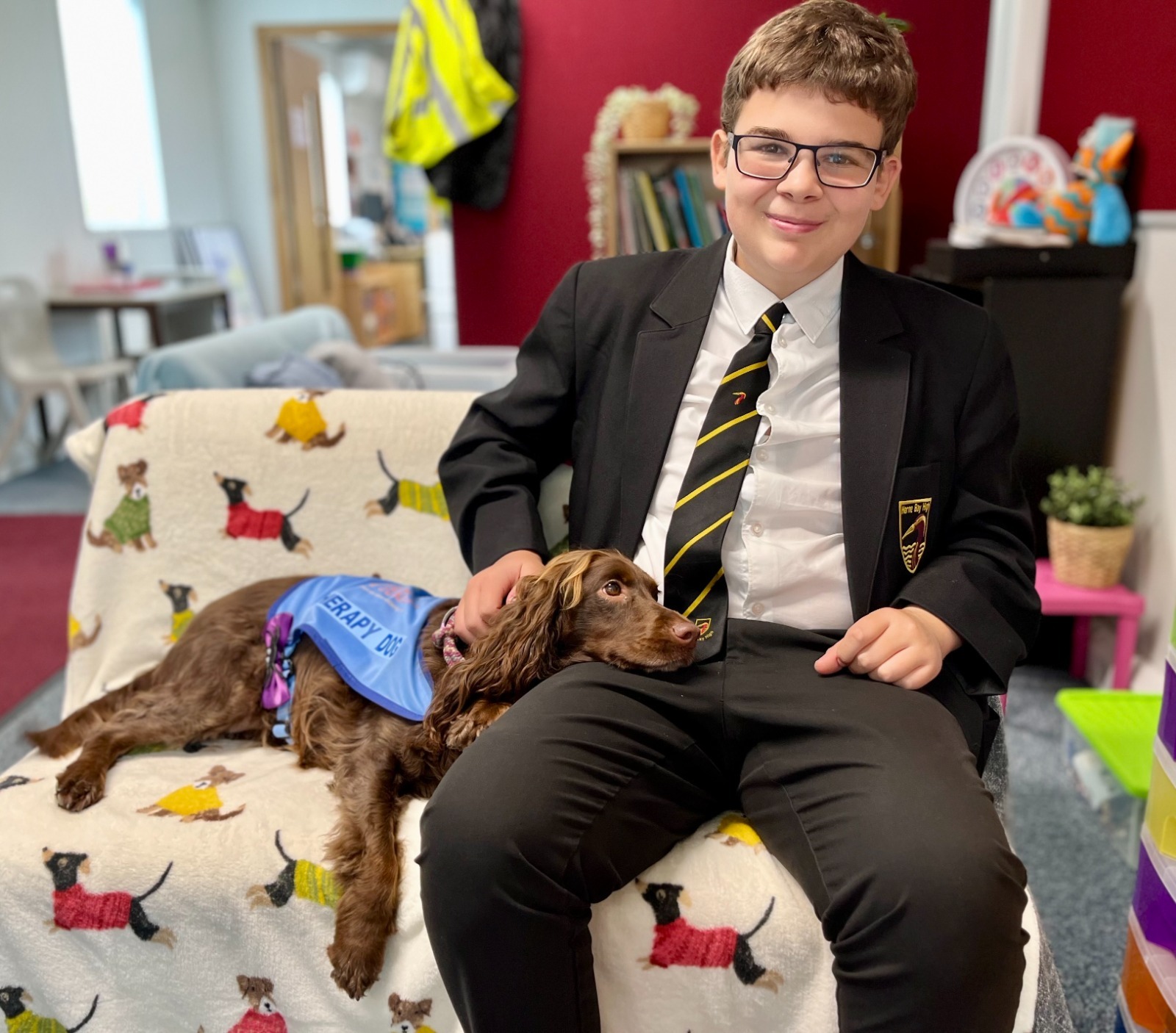 PAWS Therapy & Assistance Dog Training Facebook ad: Applications closing soon