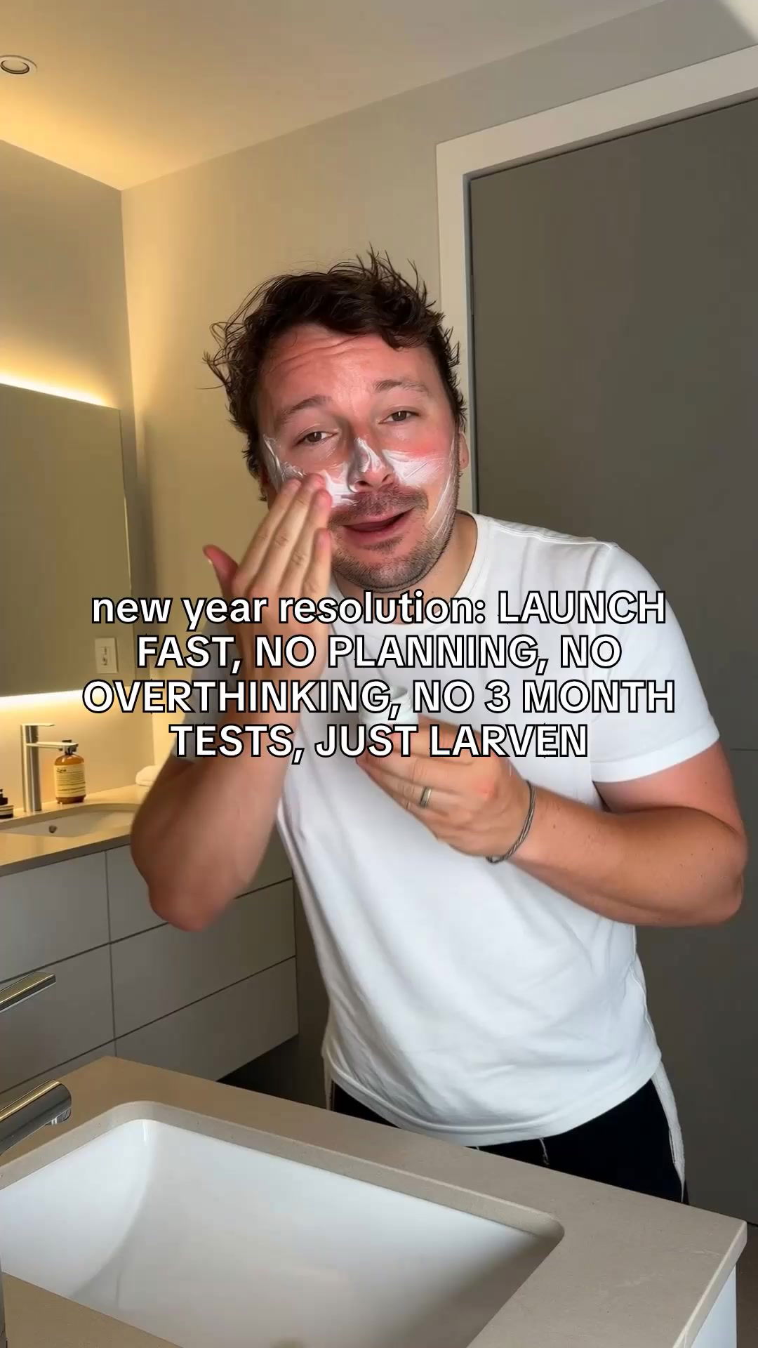 Larven AI Facebook ad: Meta advertising on autopilot