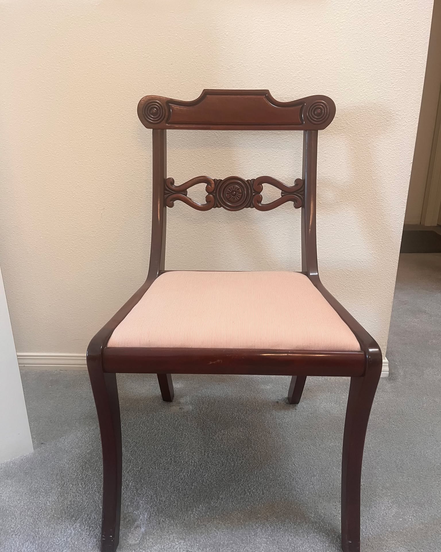 Jenna Hawkins Facebook ad: Georgetown Galleries Solid Mahogany Dining Chairs-Set of 6…