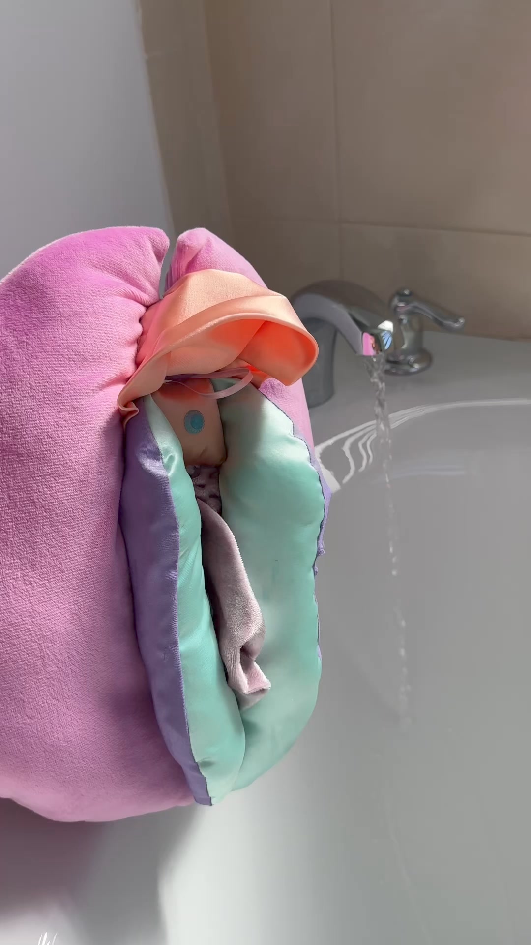 Happy V Facebook ad: Science-backed self-care women can count on