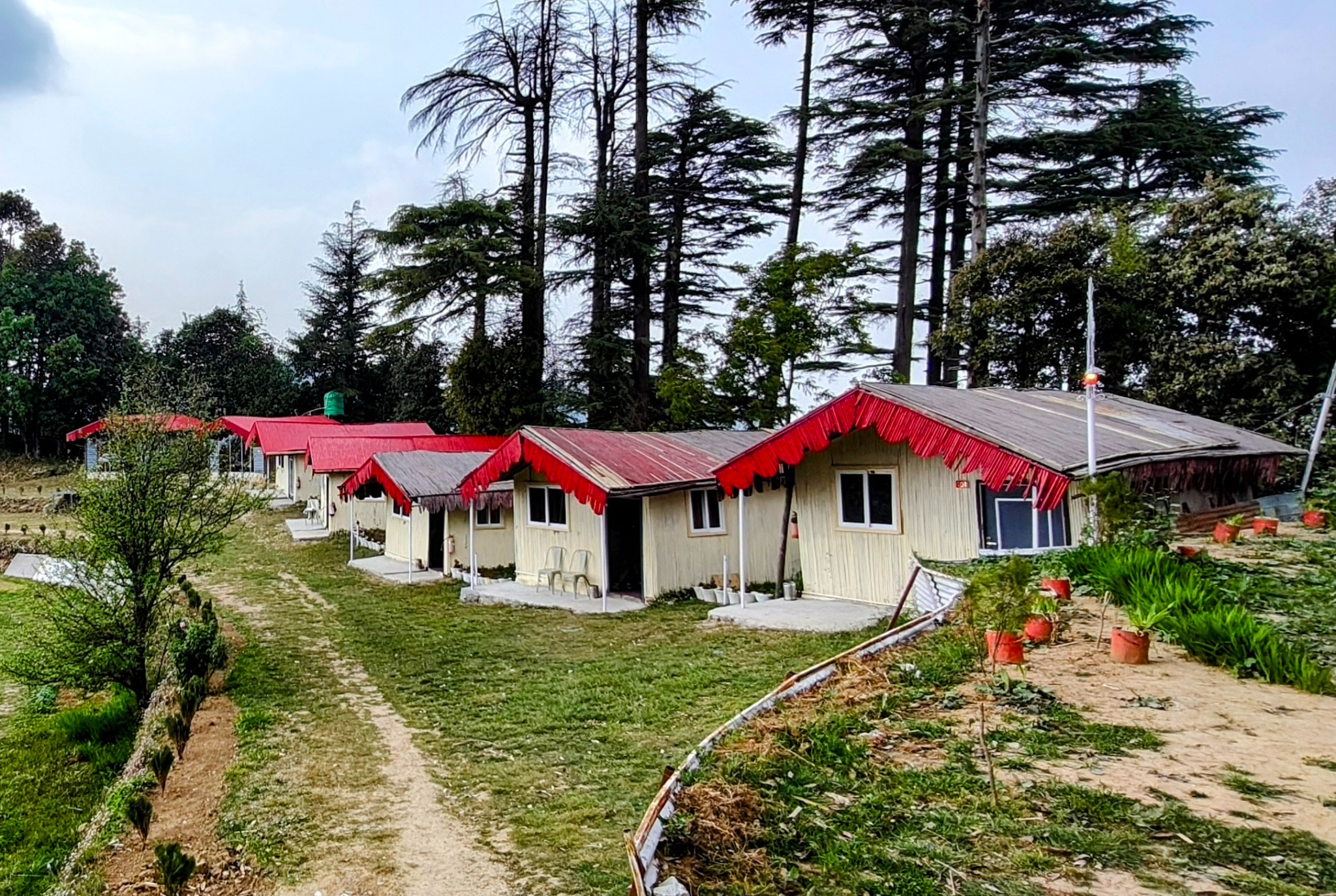 Staymojo - Himalayan Roots at Kanatal Facebook ad