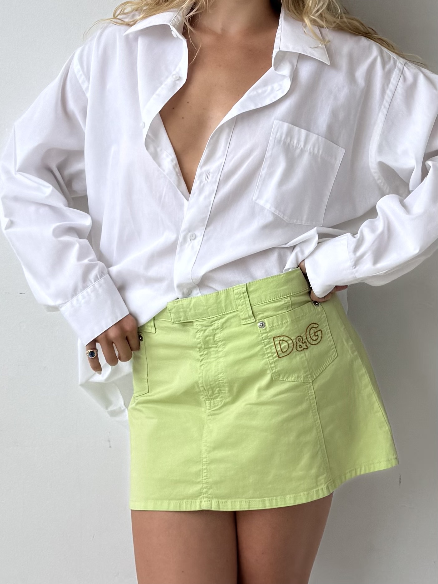 Select Vintage NYC Facebook ad: Quality & Authentic Vintage