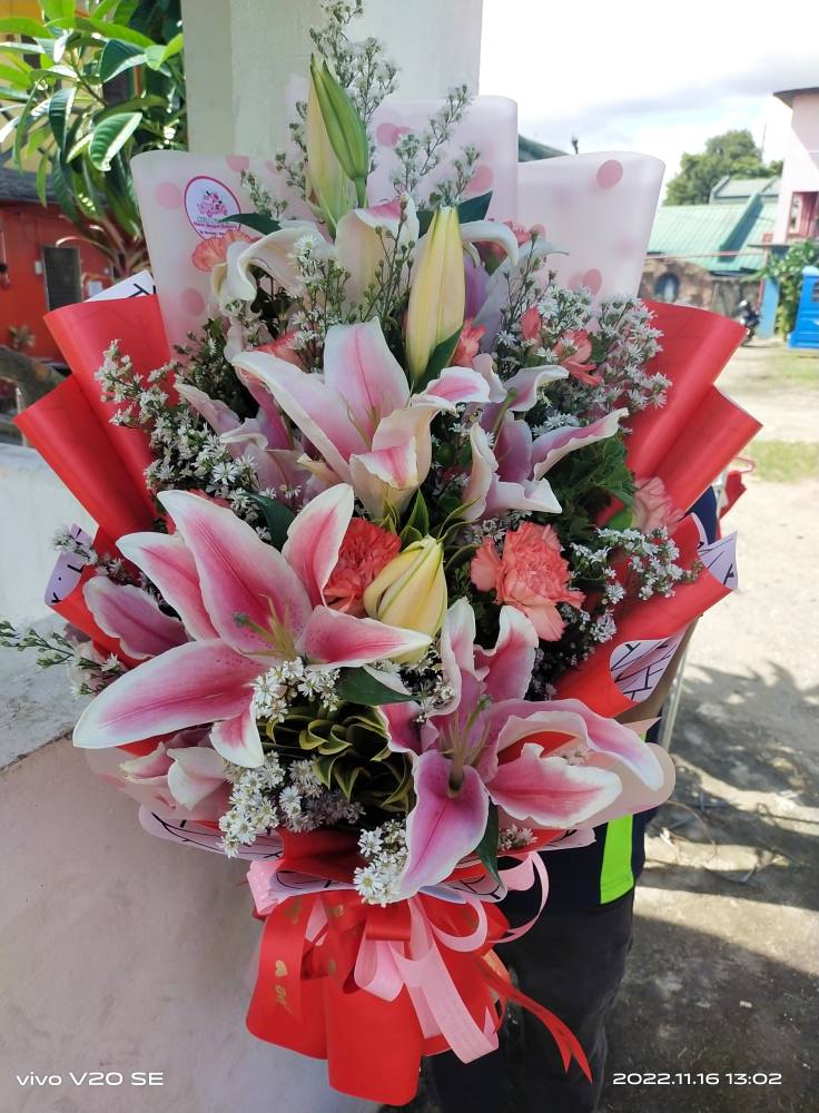 Cebu Online Flower BOuquet delivery Facebook ad: Fresh flower bouquet nice pang regalo sa atong…