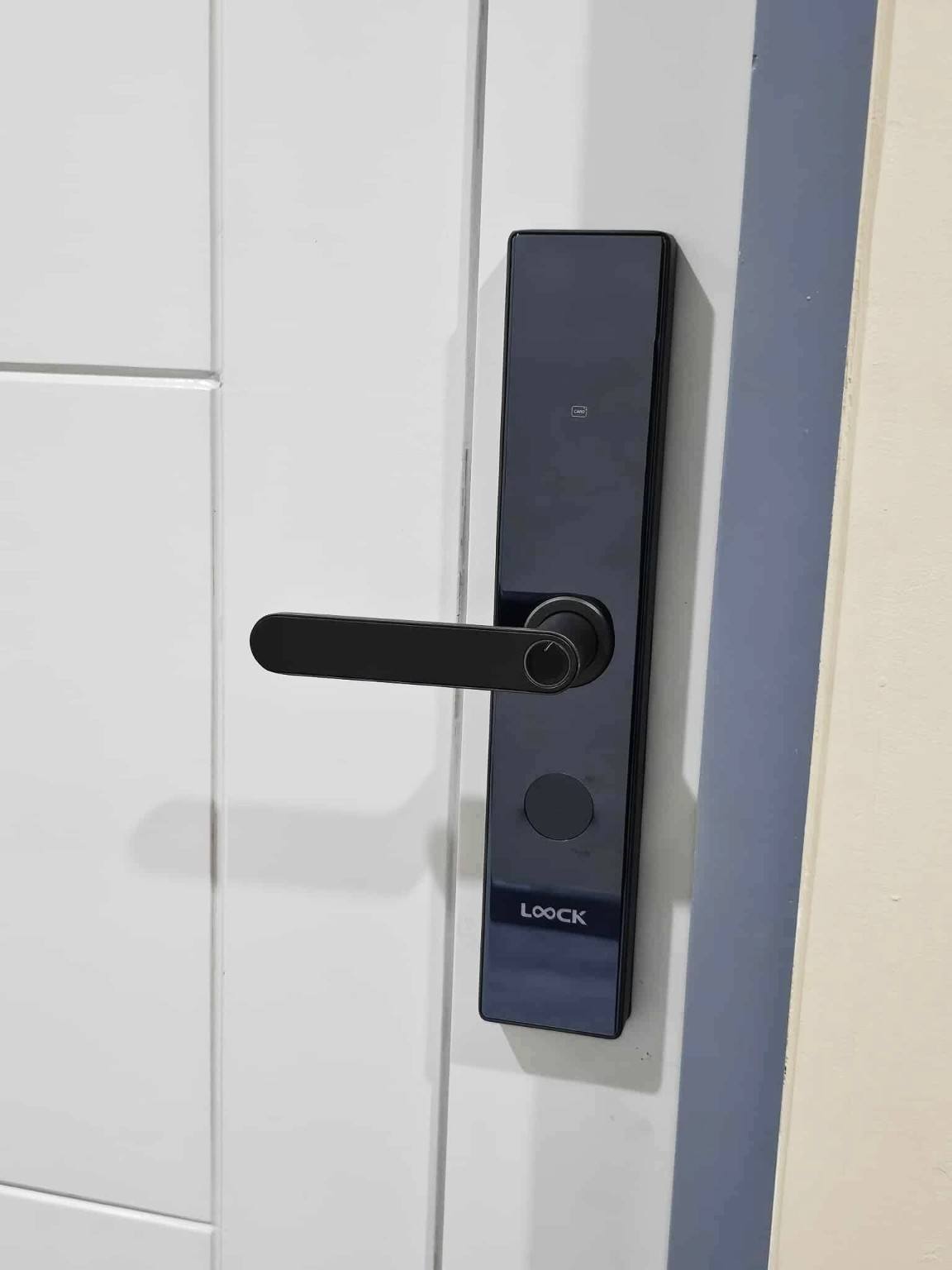 Prestige Smartlock - Bohol Facebook ad: HELLO BOHOL! SMART SECURITY NA TA KARON!