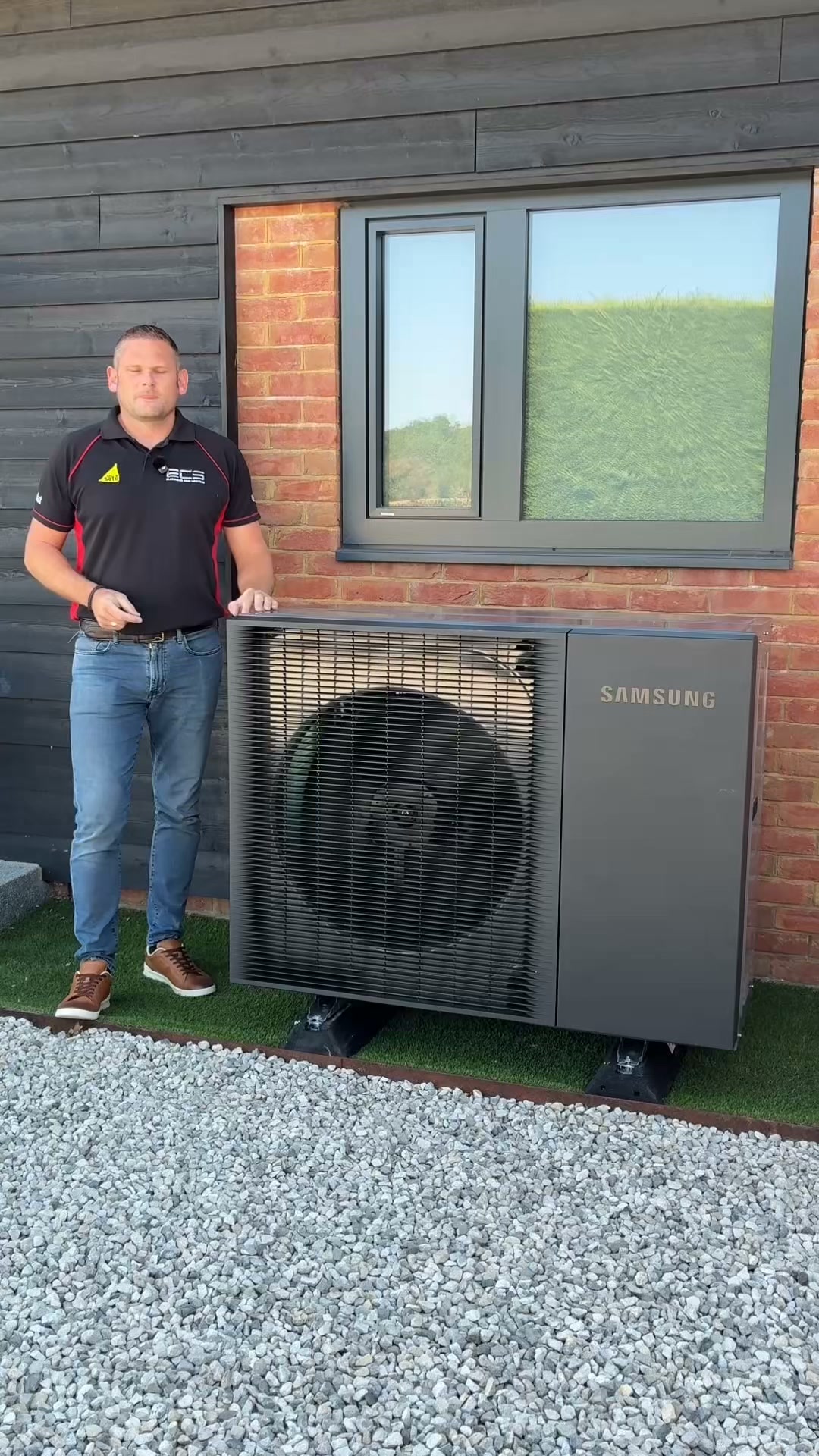 ECS Plumbing and Heating Facebook ad: Get your FREE online quote
