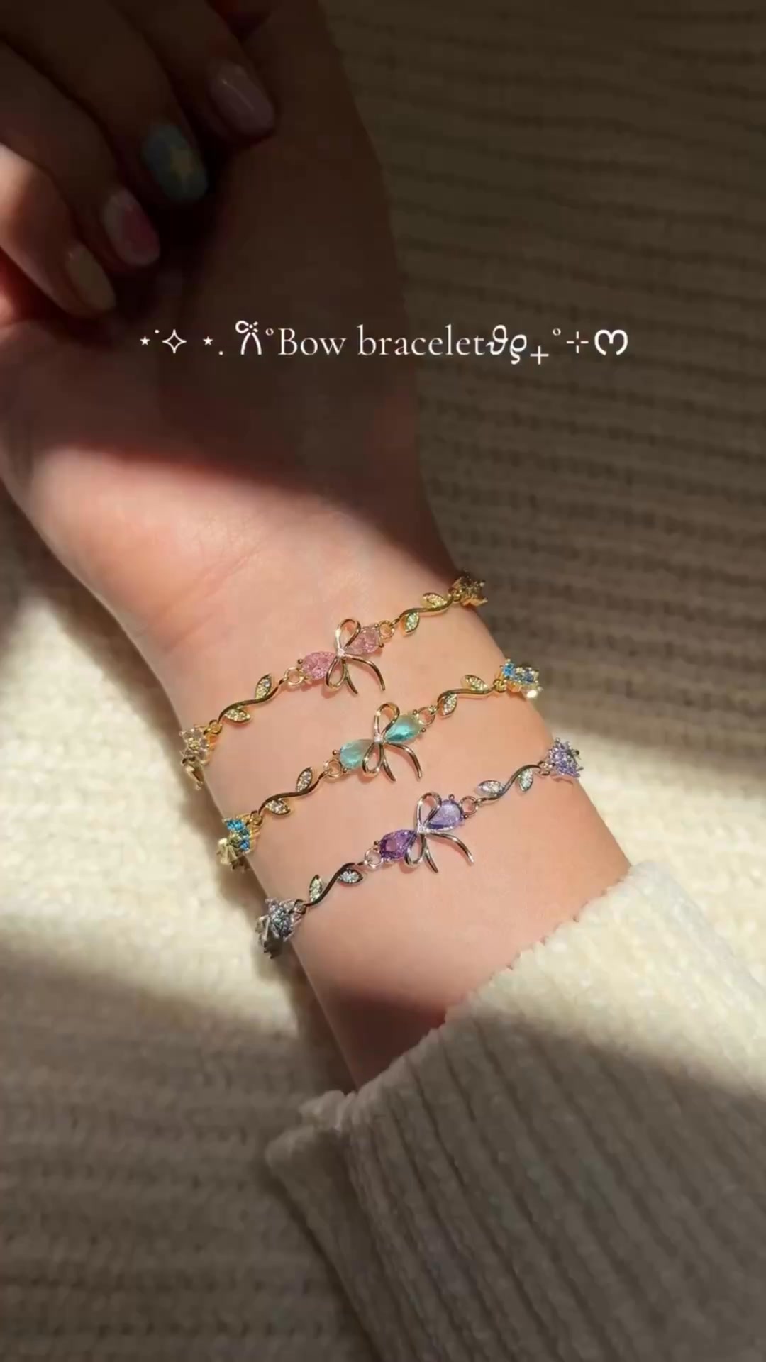 Jewelsmarscom Facebook ad: Trending Viral Bracelets