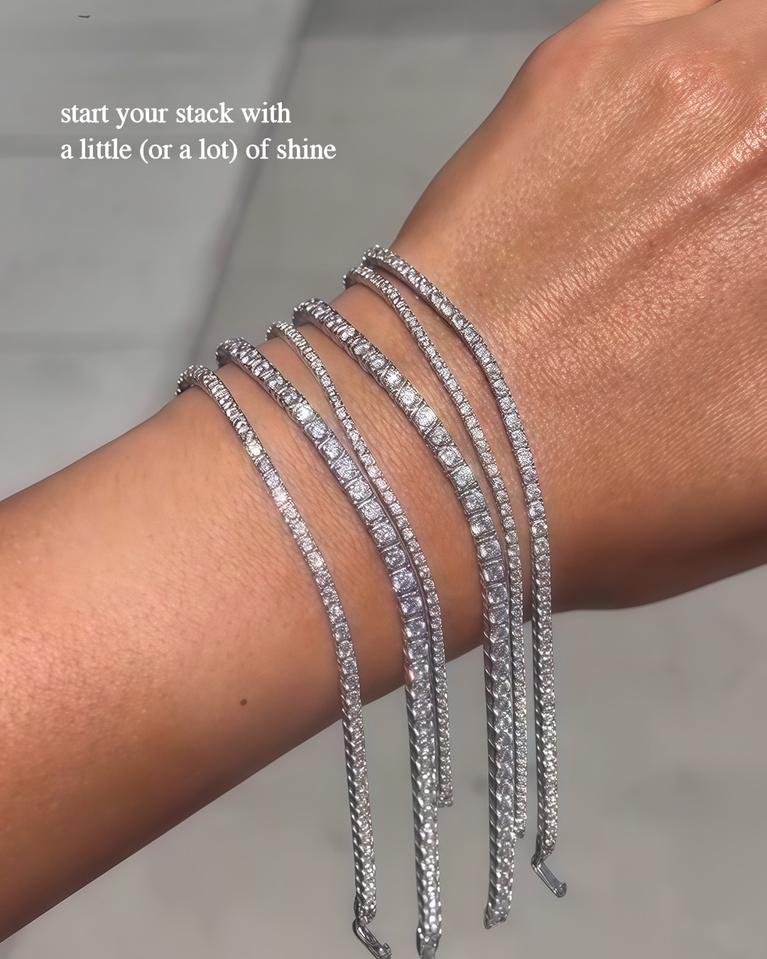 BaubleBar Facebook ad