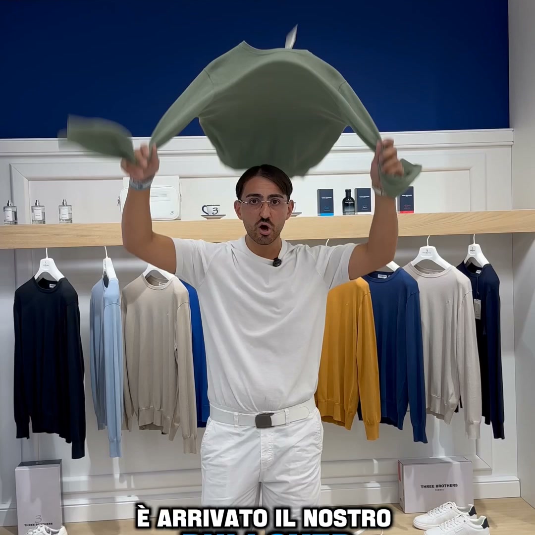 Three Brothers Formia Facebook ad: 2 PULLOVER A SOLI €50!