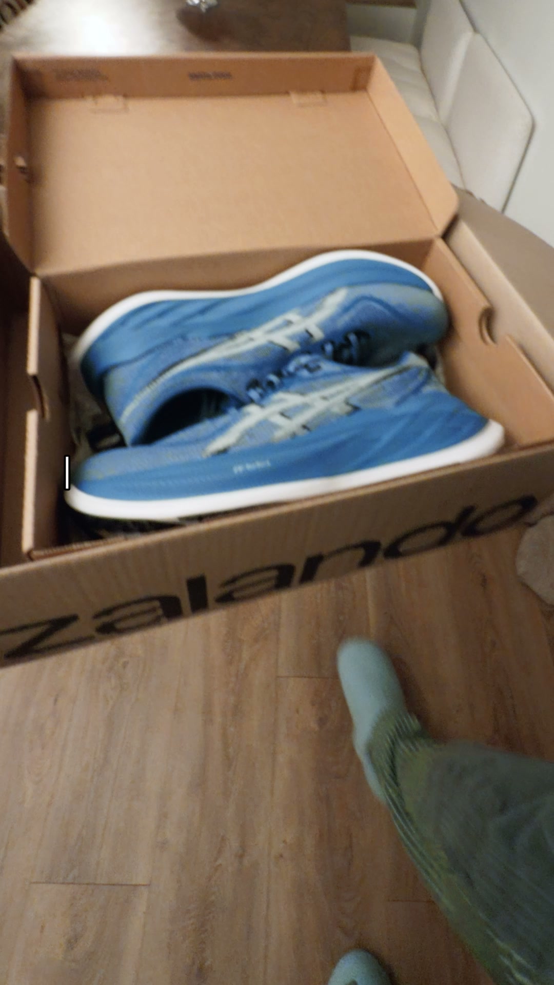 Zalando Facebook ad: Abbigliamento e scarpe running da uomo | Online su Zalando