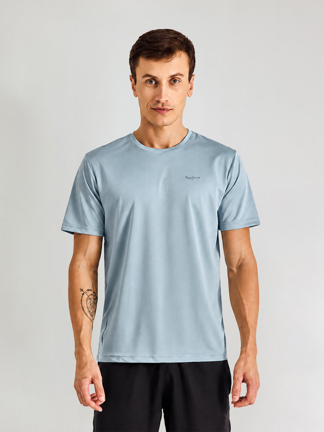 Pepe Jeans InnerFashion Private Limited Facebook ad: Everyday comfort, elevated.