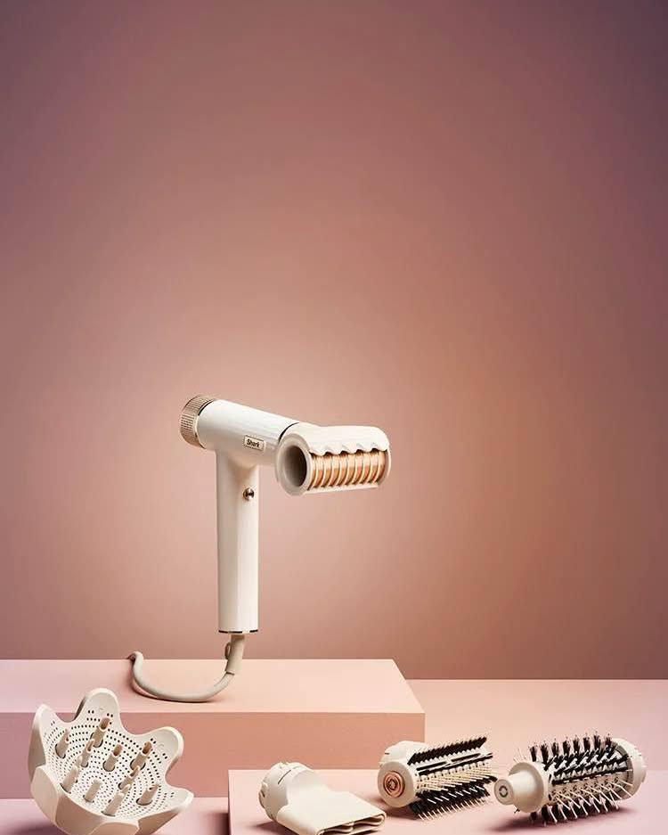 Nsingh Sabharwal Facebook ad: Shark SpeedStyle RapidGloss Finisher & High-Velocity Dryer