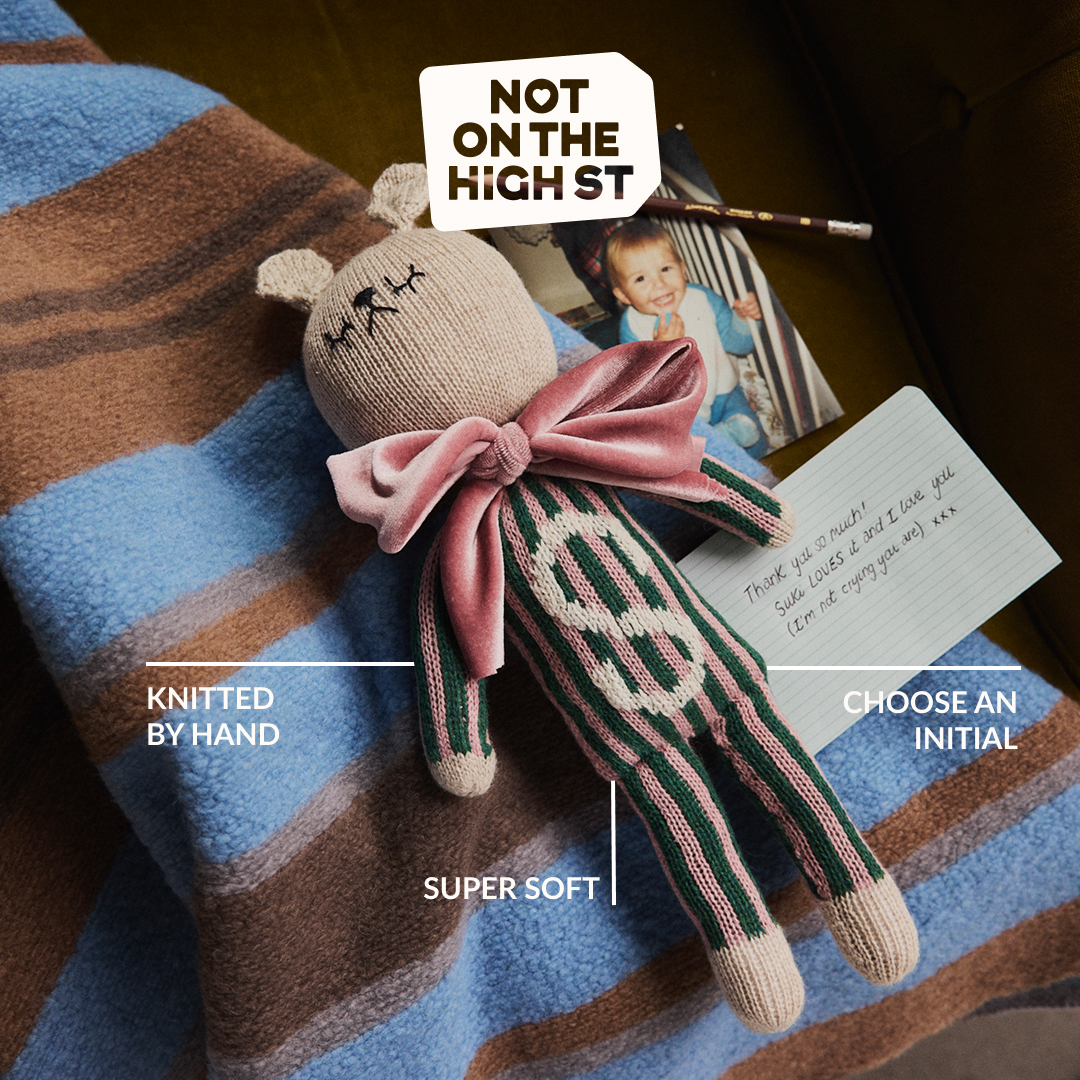 notonthehighstreet Facebook ad: Shop Personalised Gifts