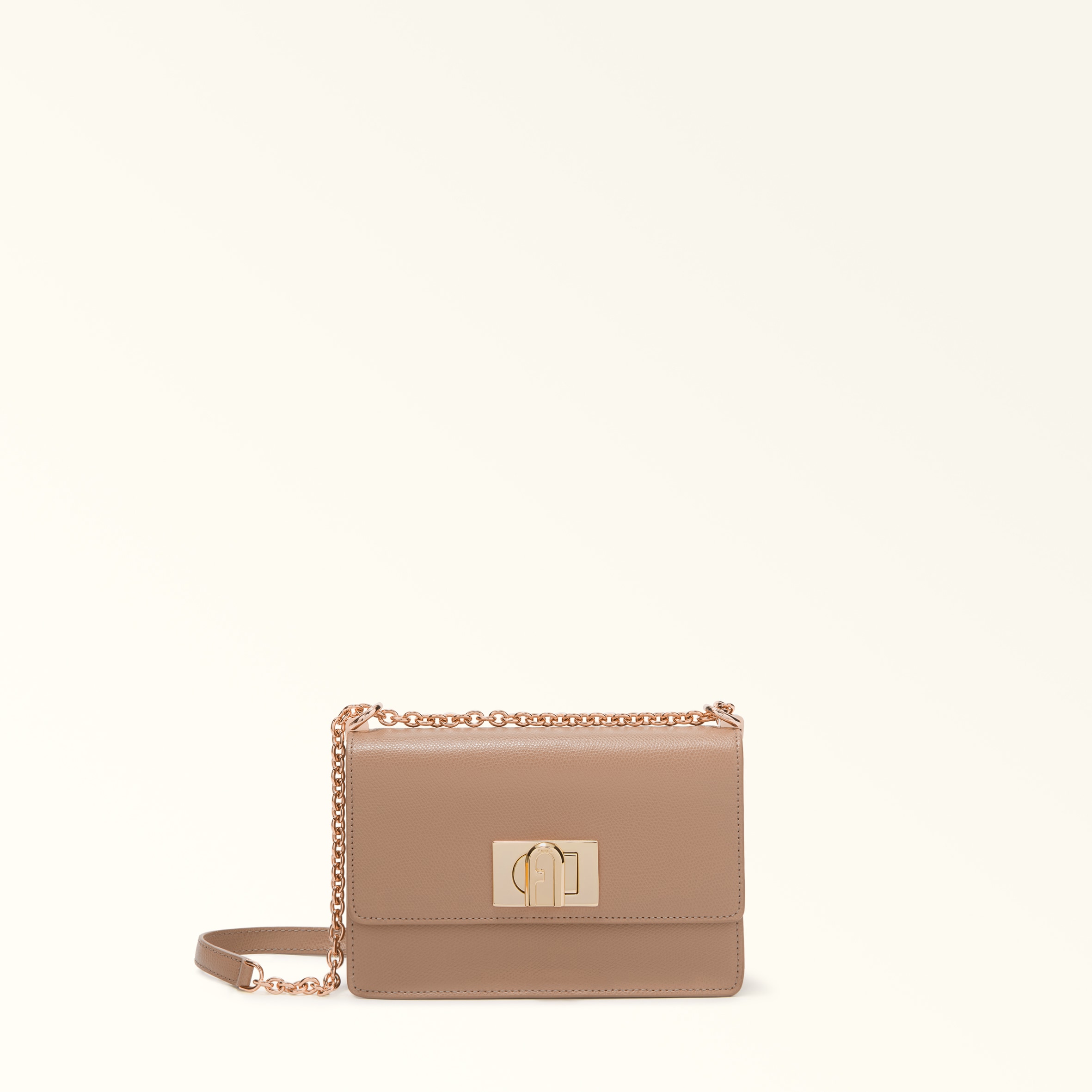 Furla Facebook ad