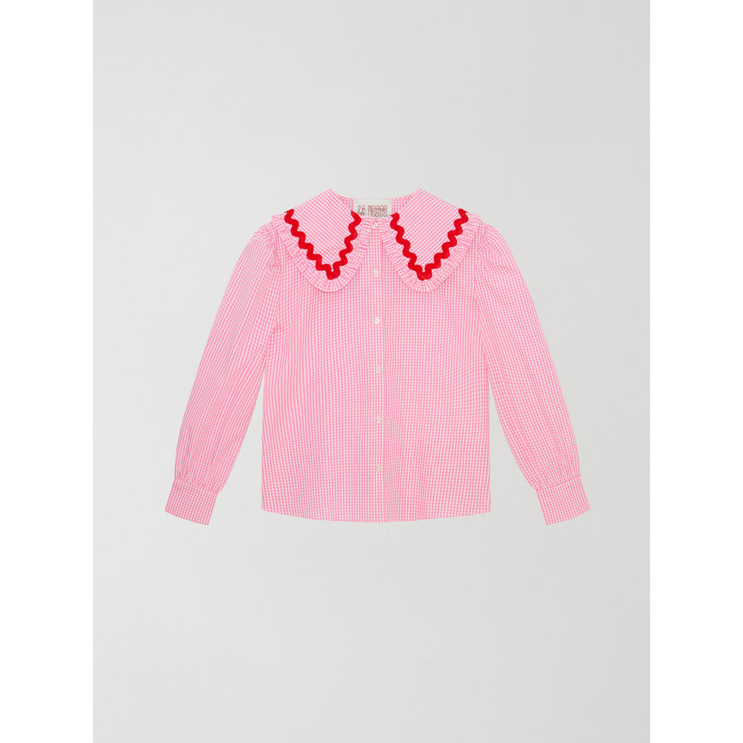 Lavestelaveste Facebook ad: Discover Iconic Clothing.