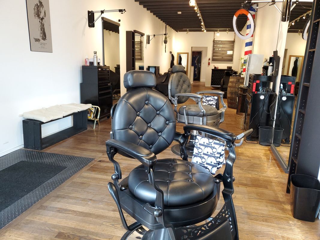 Vidal Barber Studio Facebook ad: Men's Barbershop