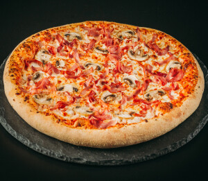 Domino's Pizza Switzerland Facebook ad: Lust auf Pizza, Pasta oder Sides?