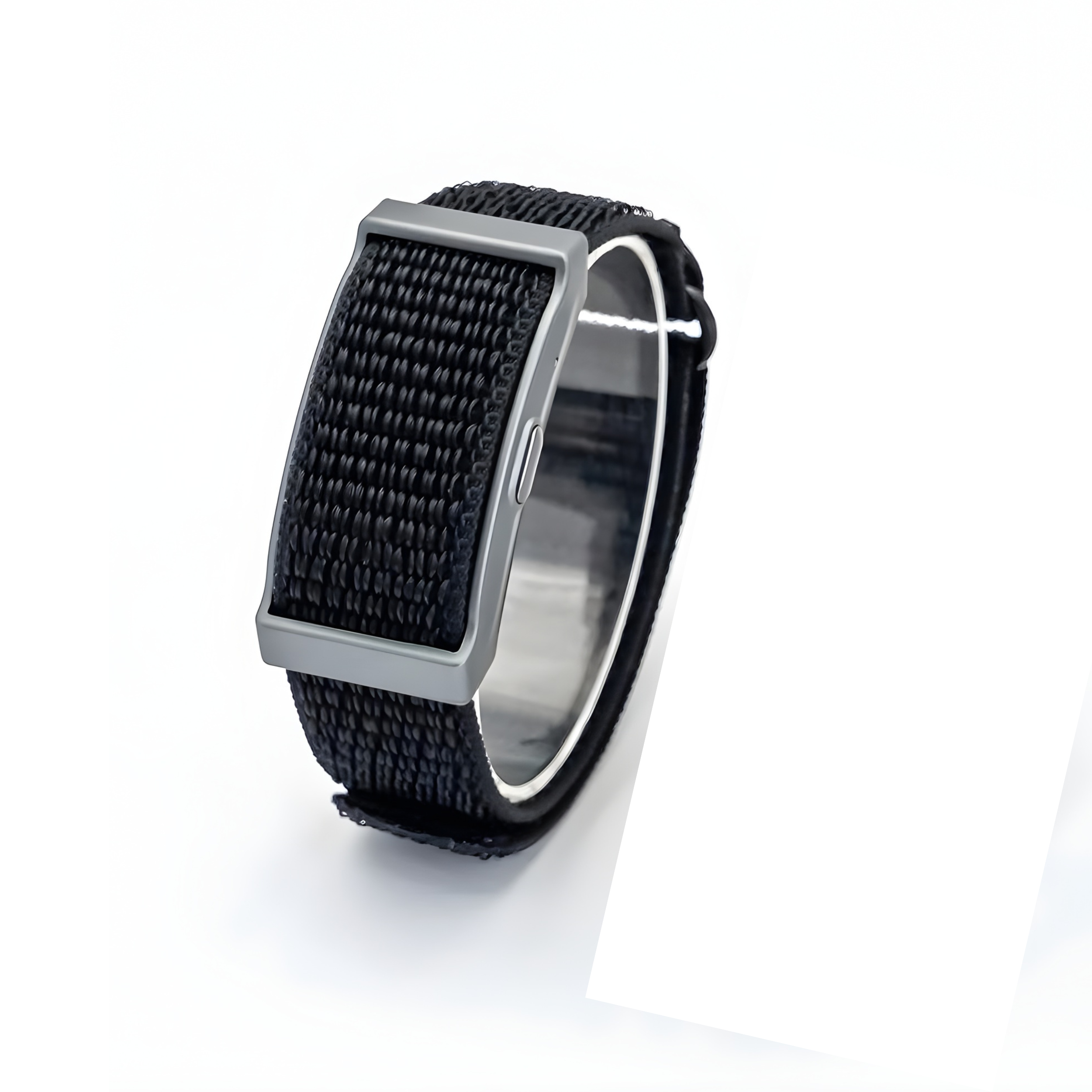 Vyno Facebook ad: VYNO Strap Smart Band Fitness Tracker, 24/7 Activity and…