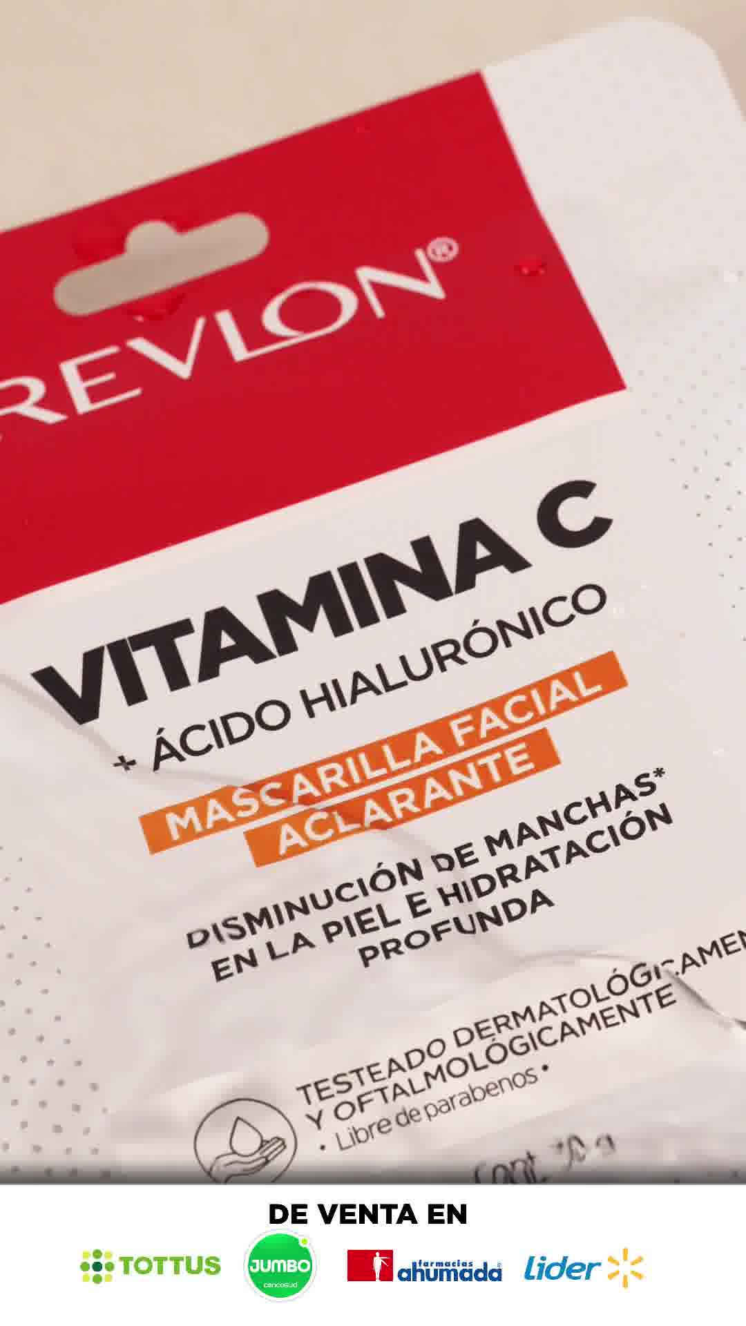 Revlon Cuidado Personal Facebook ad: Transforma tu piel con tecnología de alto desempeño.