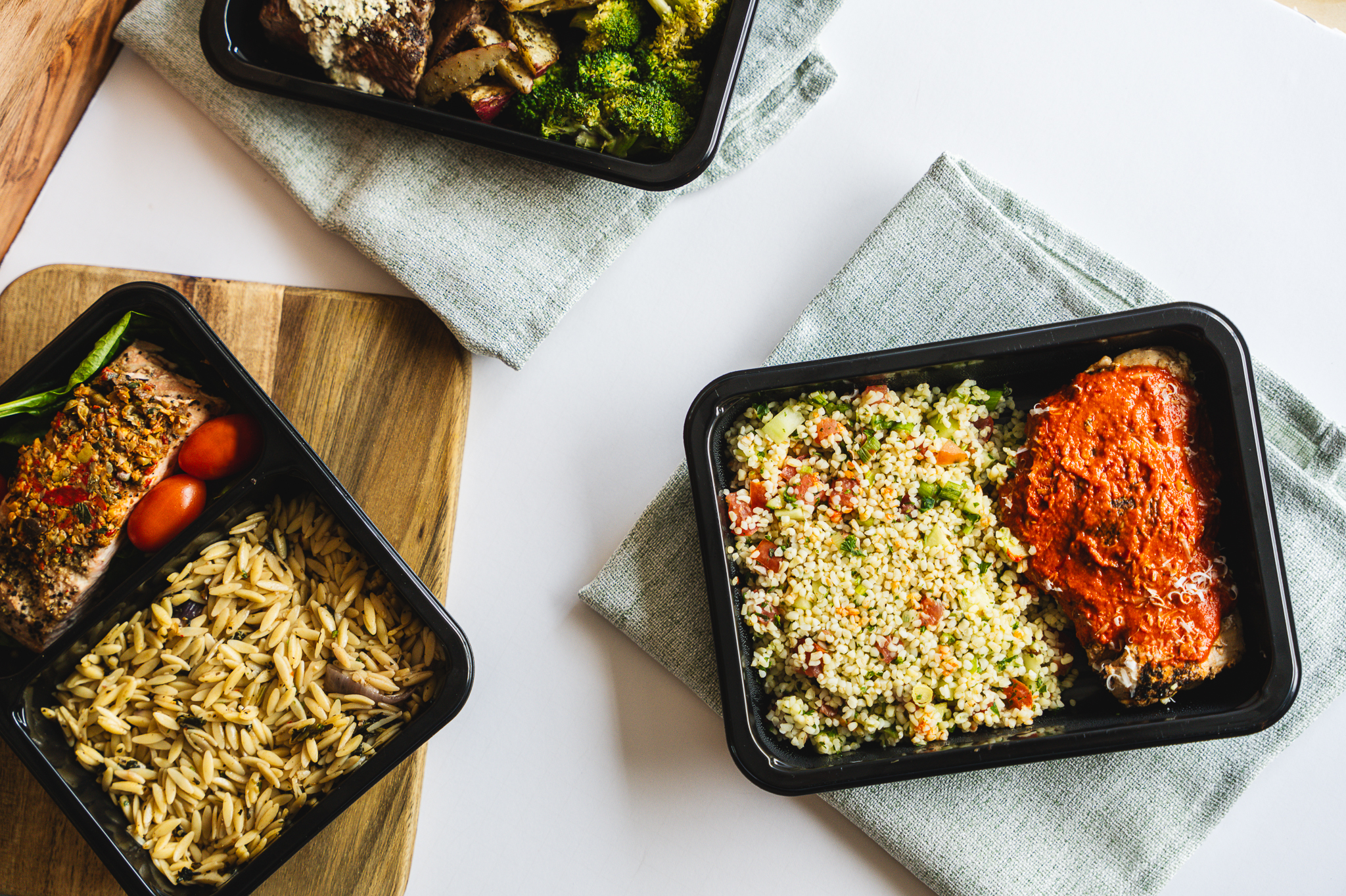 MightyMeals Facebook ad: Lose Weight, Not Flavor