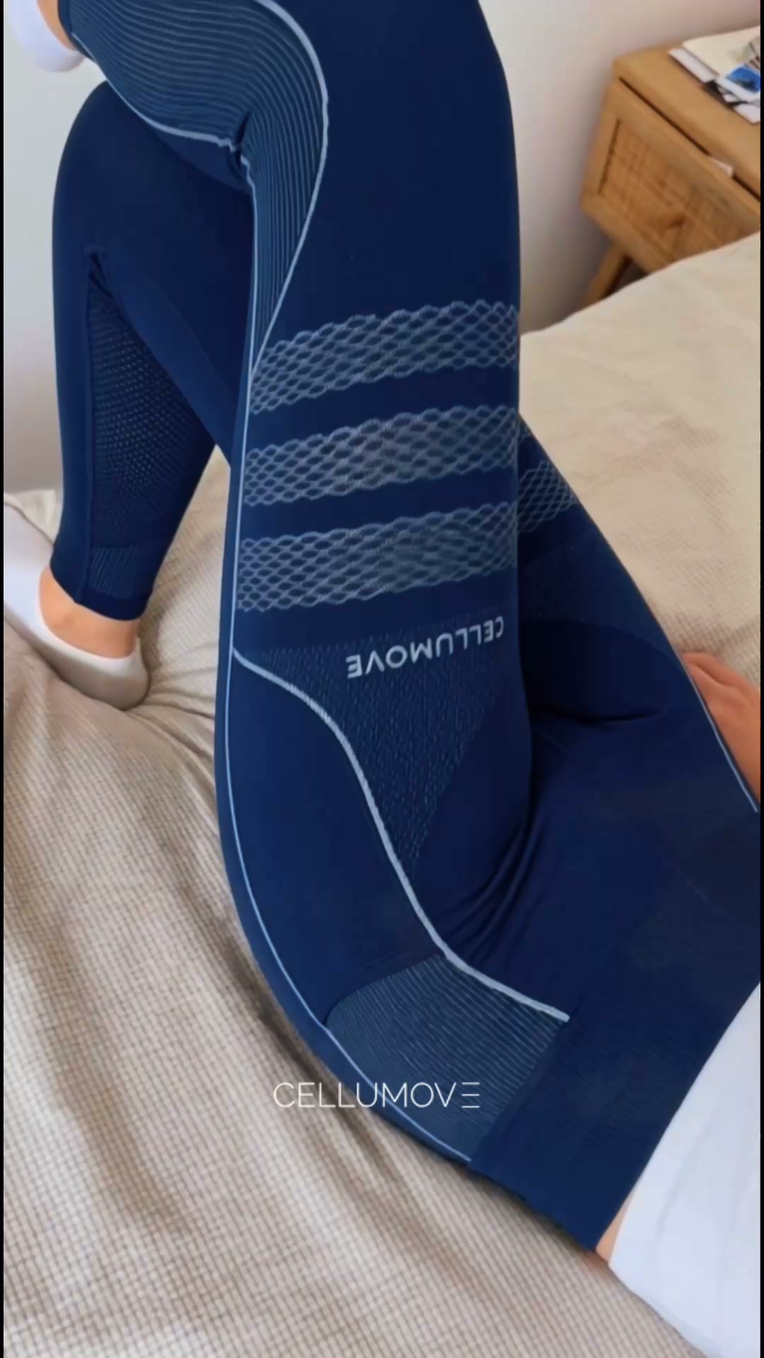 Cellumove- Facebook ad: Show Your Legs with Confidence!