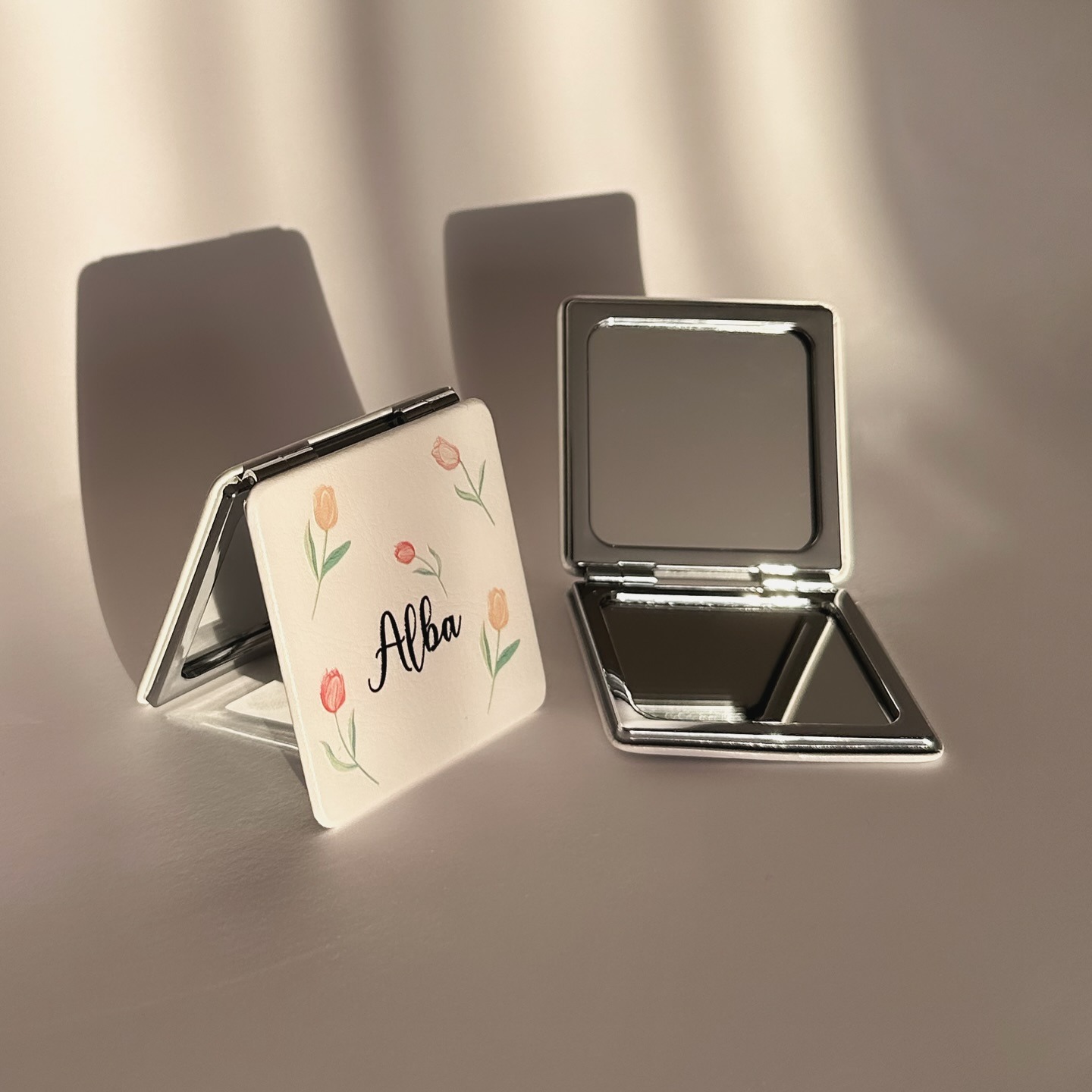 ByVio.shop Facebook ad: Chat with us