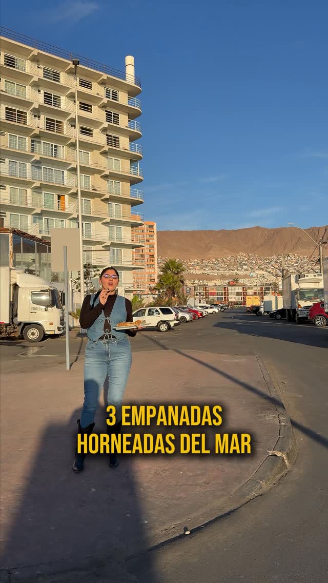 CAMEM FISH Facebook ad: ¡Tres Empanadas horneadas del mar que si eres…