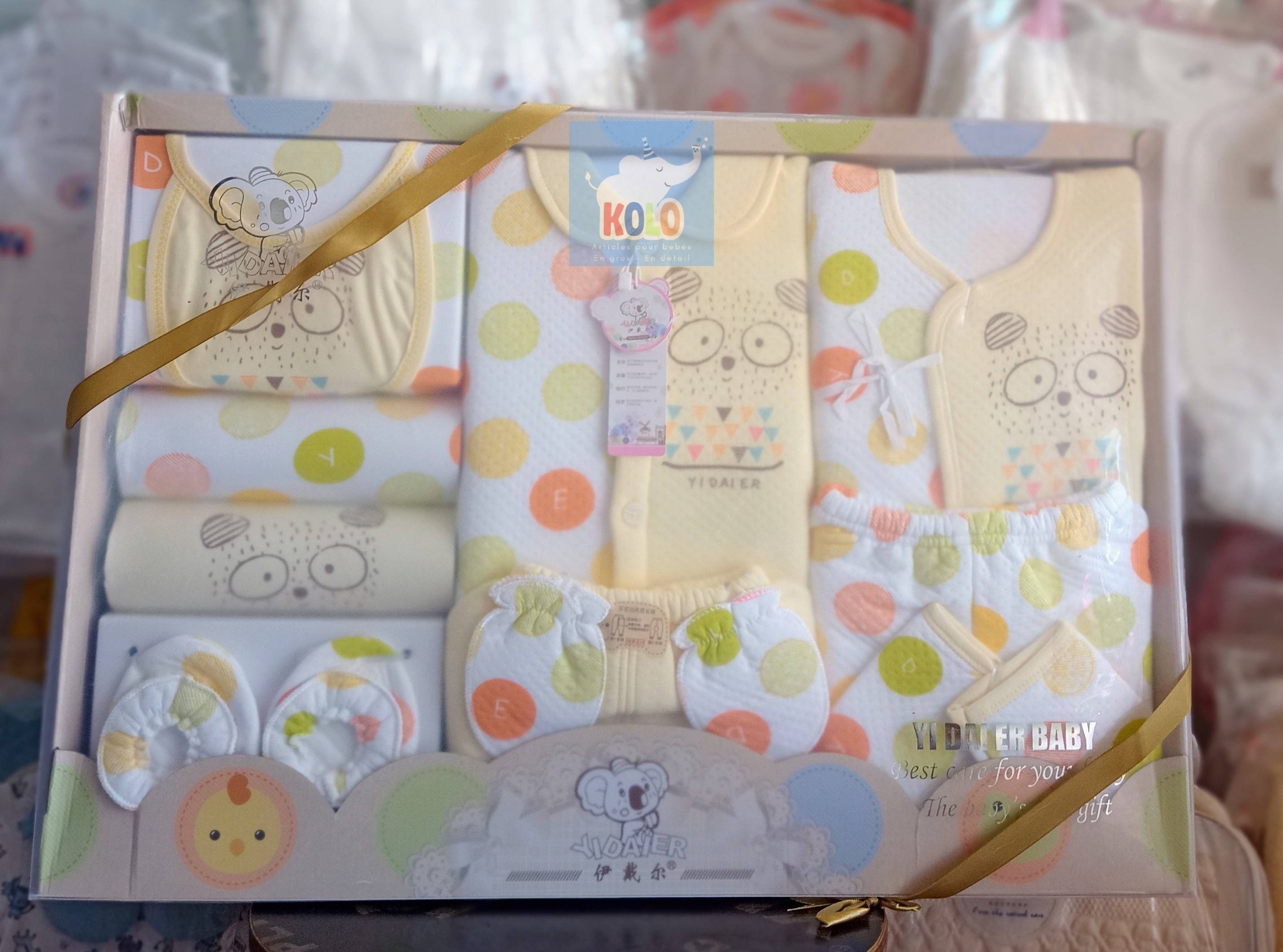 Kolo-Articles pour bébé/En Détail-En gros Facebook ad: Miandry vahiny kely?