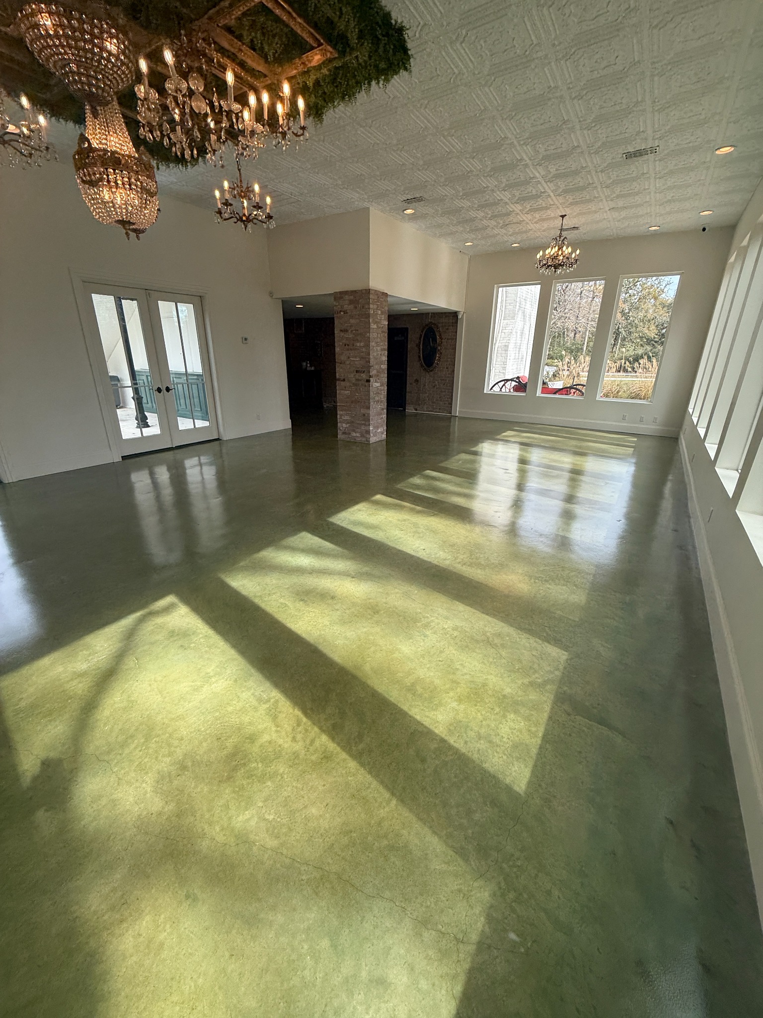 R&J Concrete Coatings Facebook ad: Your floors take a beating, they should be…