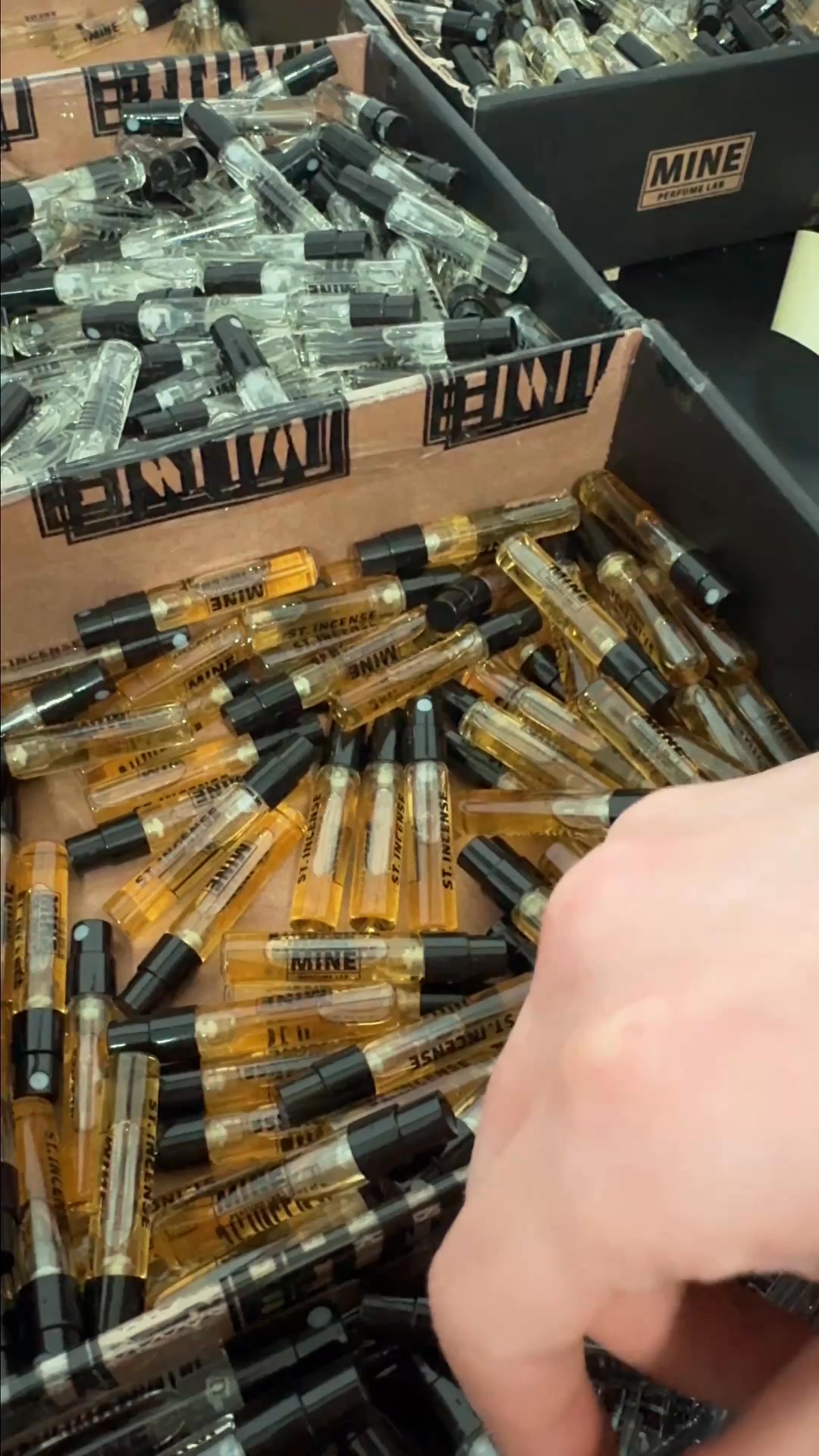 MINE Perfume Lab Facebook ad: Profumi Made in Italy