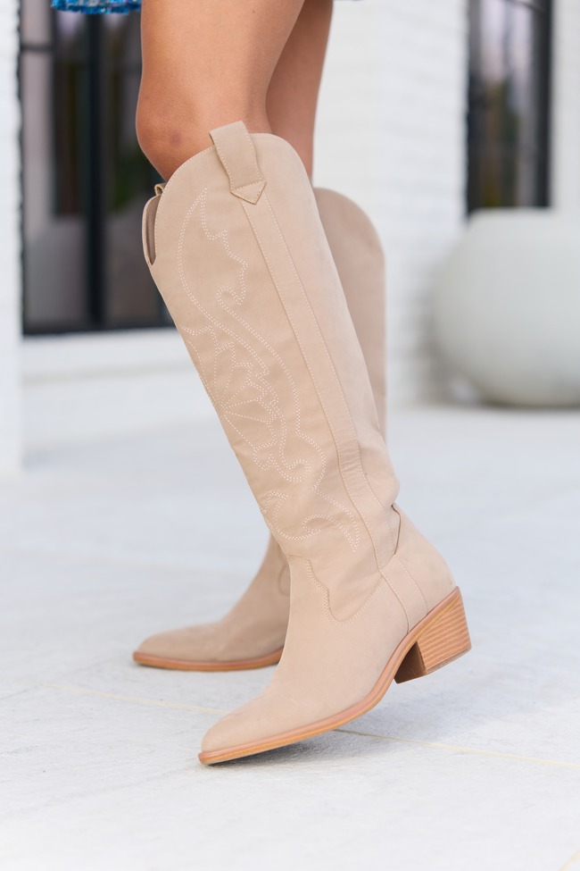 Pink Lily Facebook ad