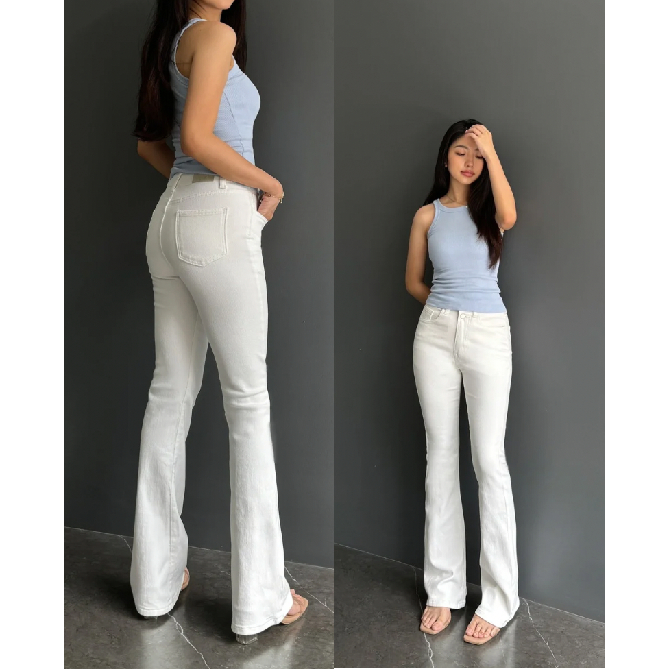 Ultradenim Facebook ad: Timeless outfit ideas