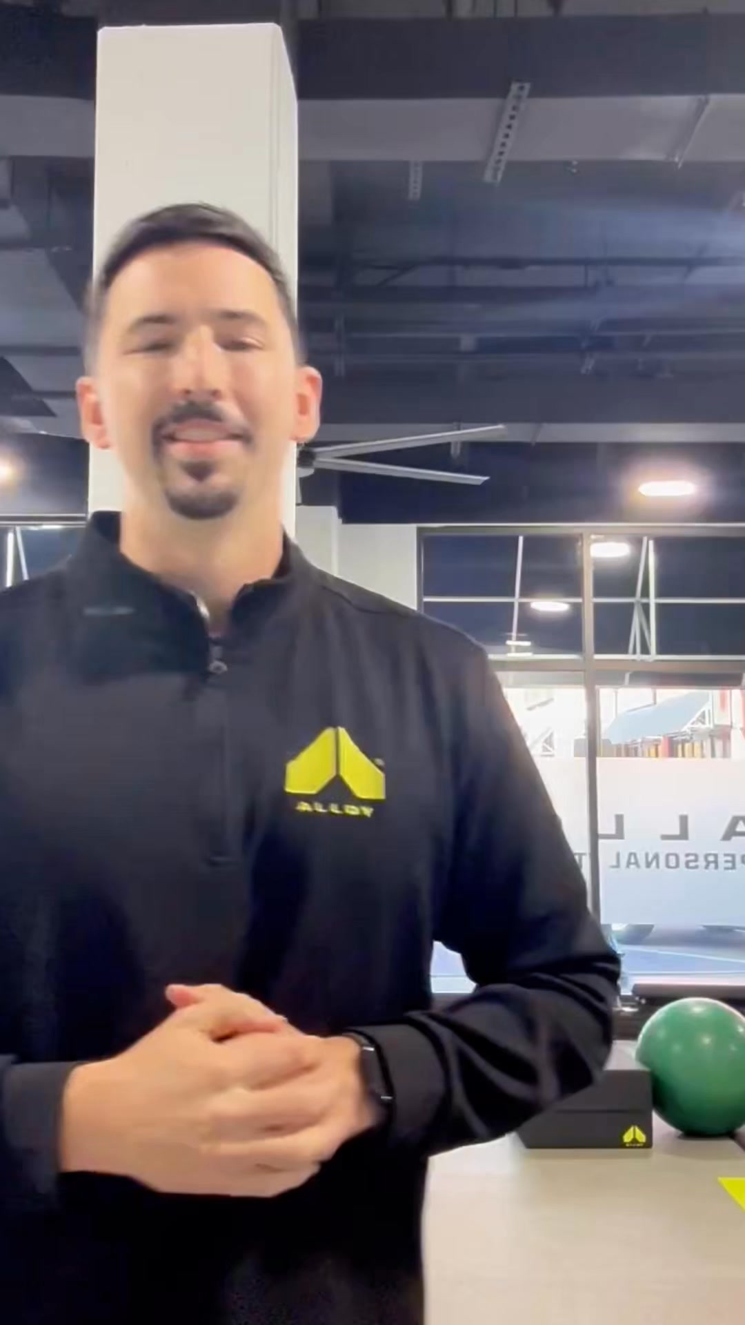 Alloy Personal Training Crescent Station Facebook ad: First Session Free