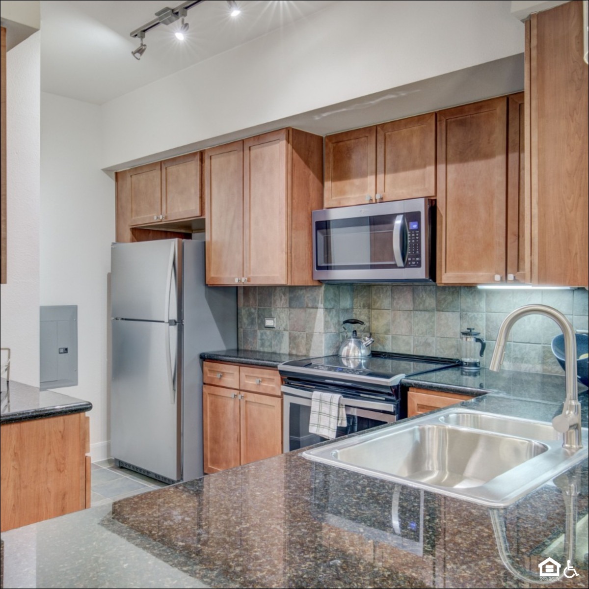 Promenade Place - Greenwood Village Facebook ad: Our Greenwood Village Apartment Community Offers Spacious 1…