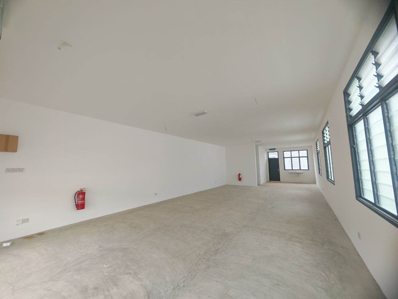 Janet Loh Facebook ad: For Rent (MT0025)Shoplot Jalan Puyuh @ Bandar Putra Kulai