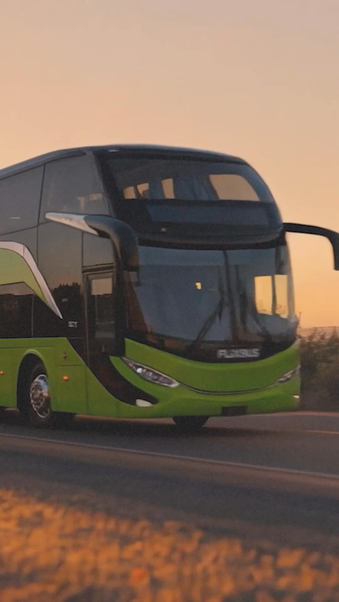 FlixBus Facebook ad: Viaja más. Gasta menos.