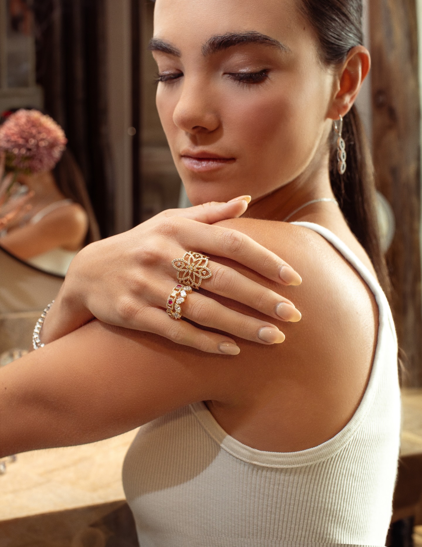 London Gold Facebook ad: Your next favorite sparkle is waiting for you…