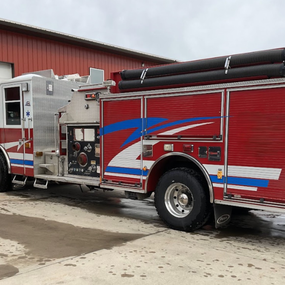 Garage: Buy & Sell Vehicles & Equipment Facebook ad