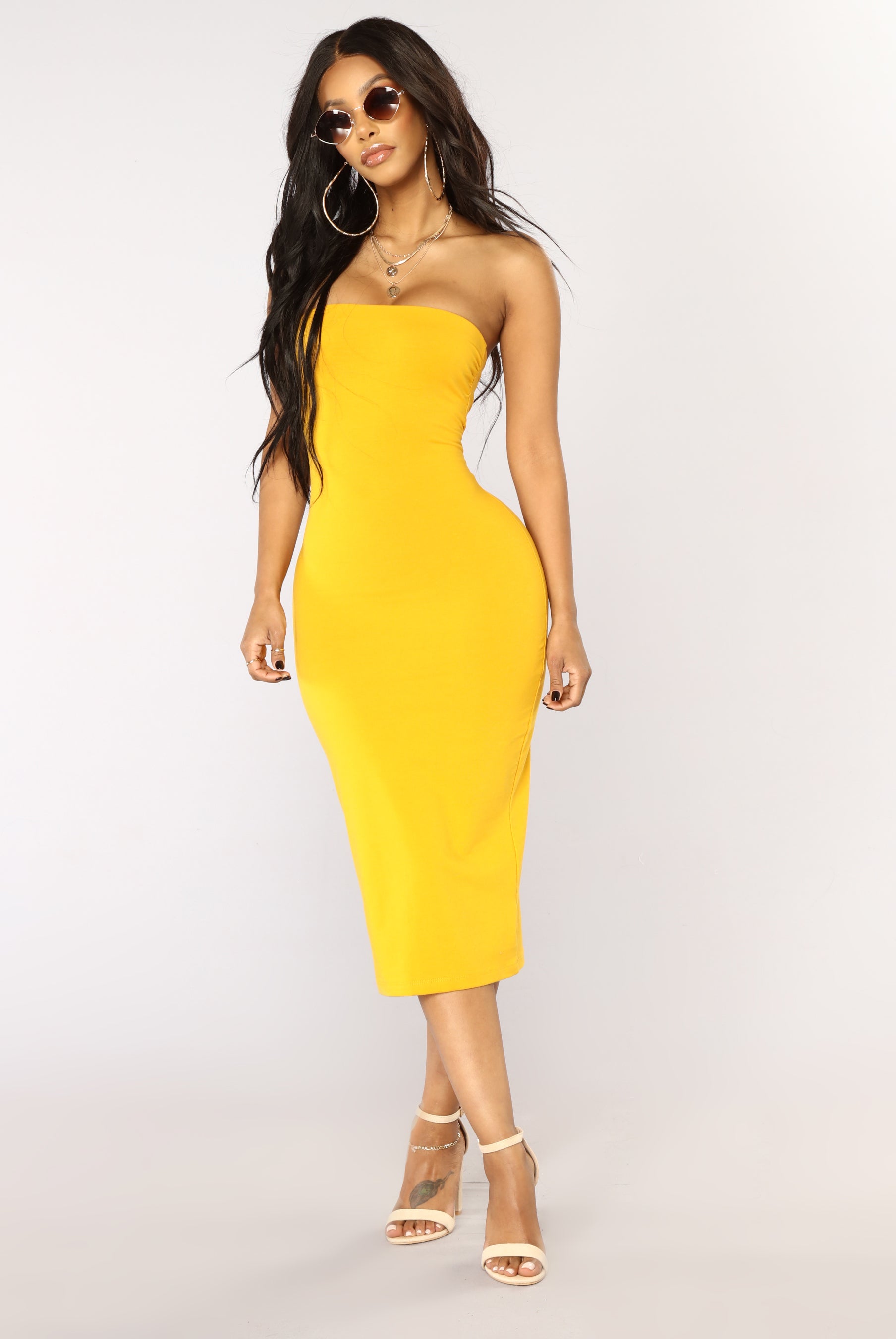 Fashion Nova Facebook ad
