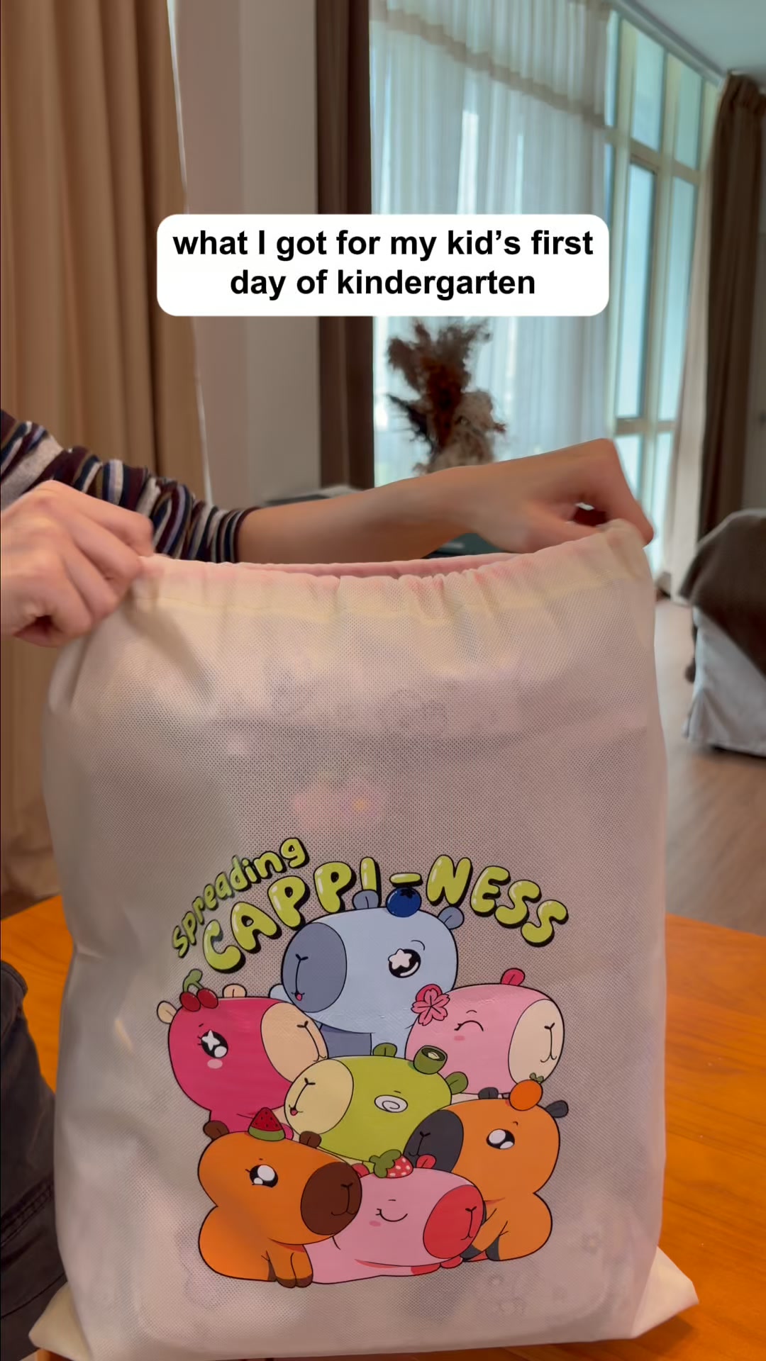 CAPY ERA Facebook ad: FREE Bag Charm