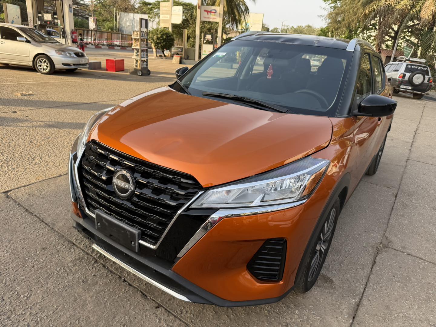 Bourses Des Voitures et Immobilier Conakry Officiel Facebook ad: Marque: Nissan