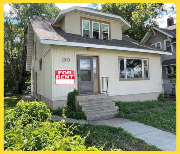 Daily deals Facebook ad: Private Landlord Rentals