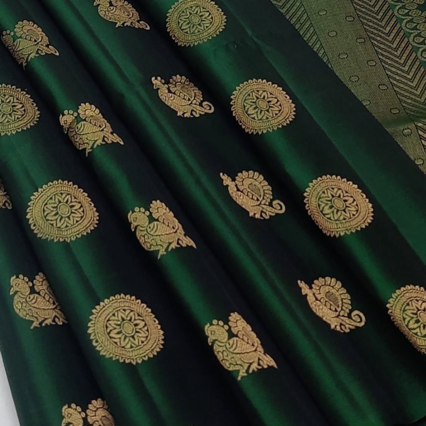 aarnashri_boutique Facebook ad: Traditional and charming annam motifs Soft silk sarees.